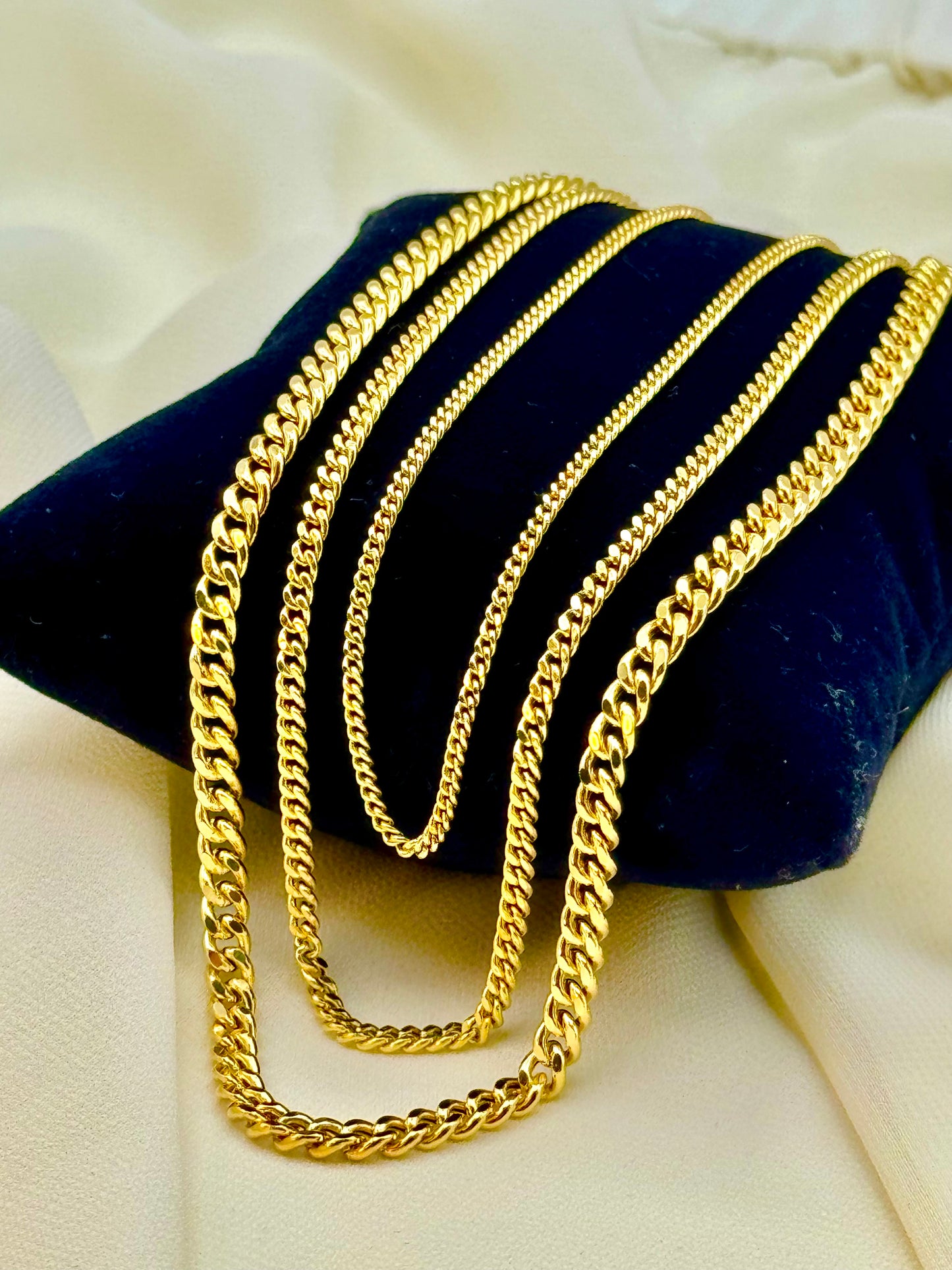 curb necklace