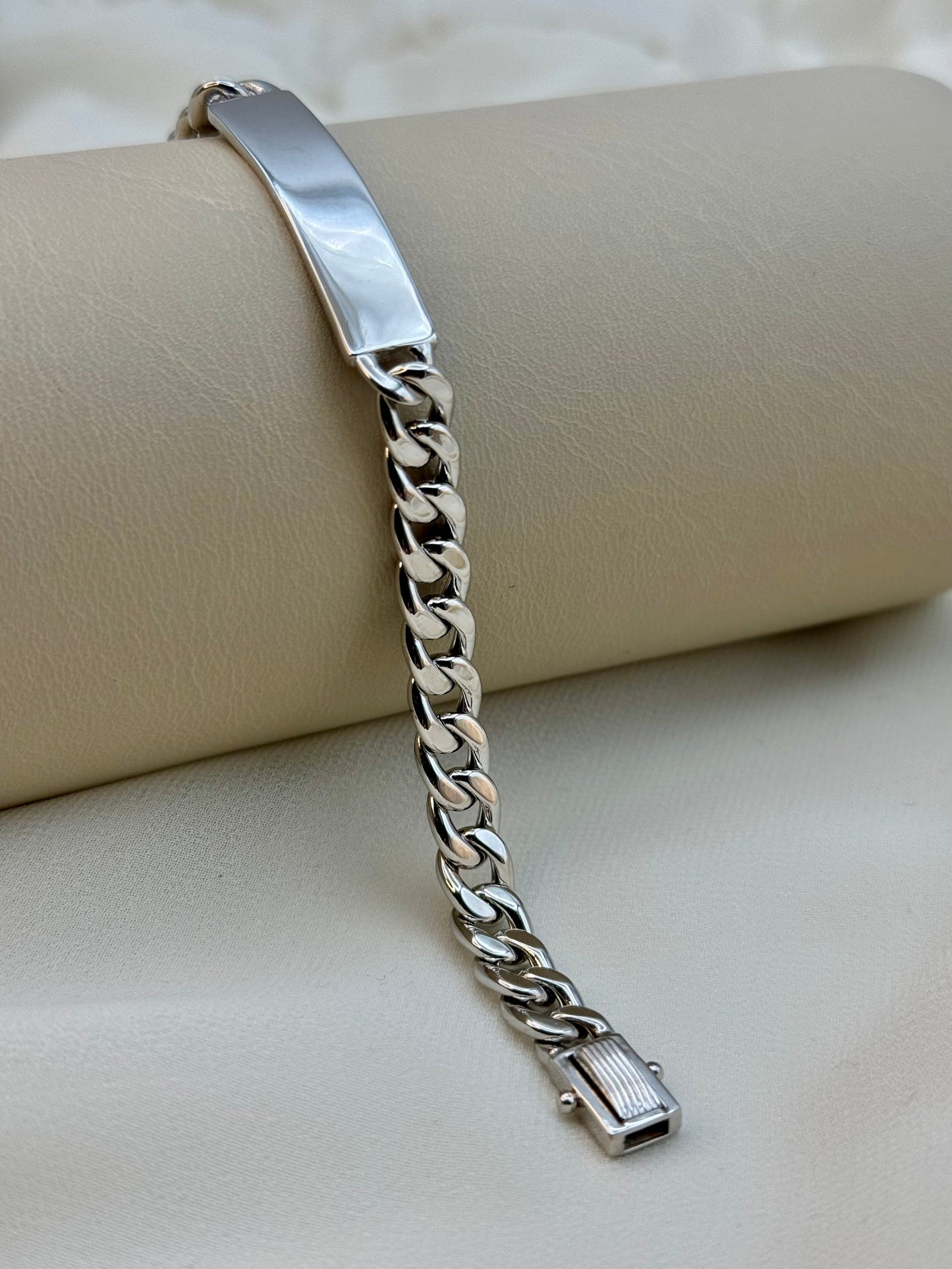 Bracelet d'identification en or blanc massif 18 carats - Longueur de 7,5 pouces, largeur de 7 mm - Bijoux fins unisexes.