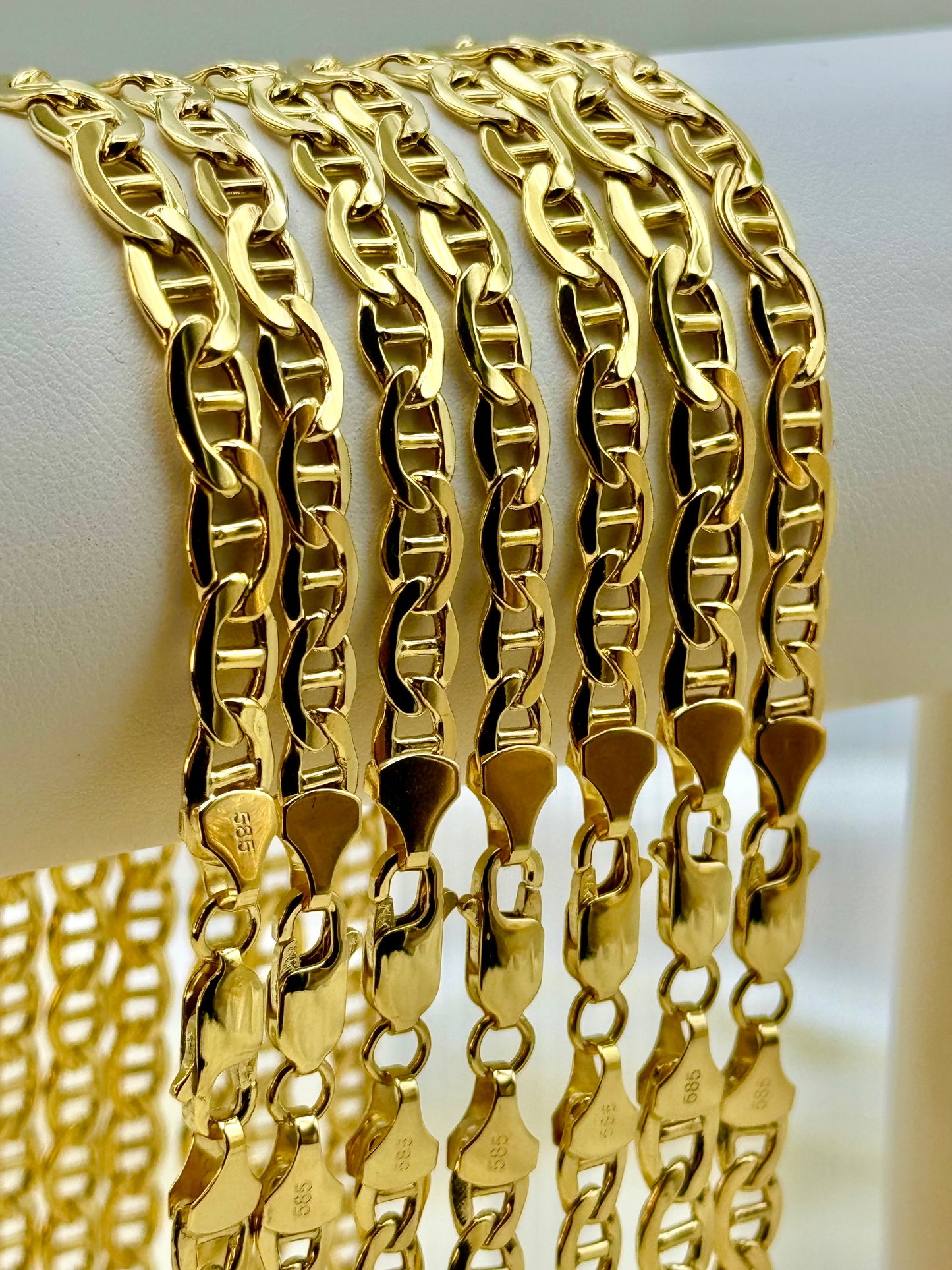 14K Gold Flat Anchor