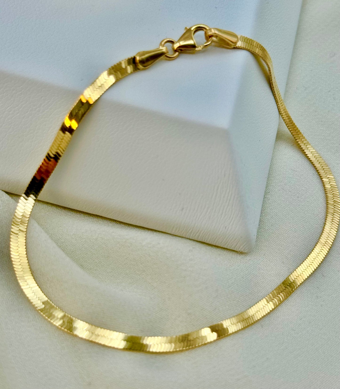 18K Solid Gold Herringbone Bracelet, 7.25”, 2.6mm, Snake Bracelet.