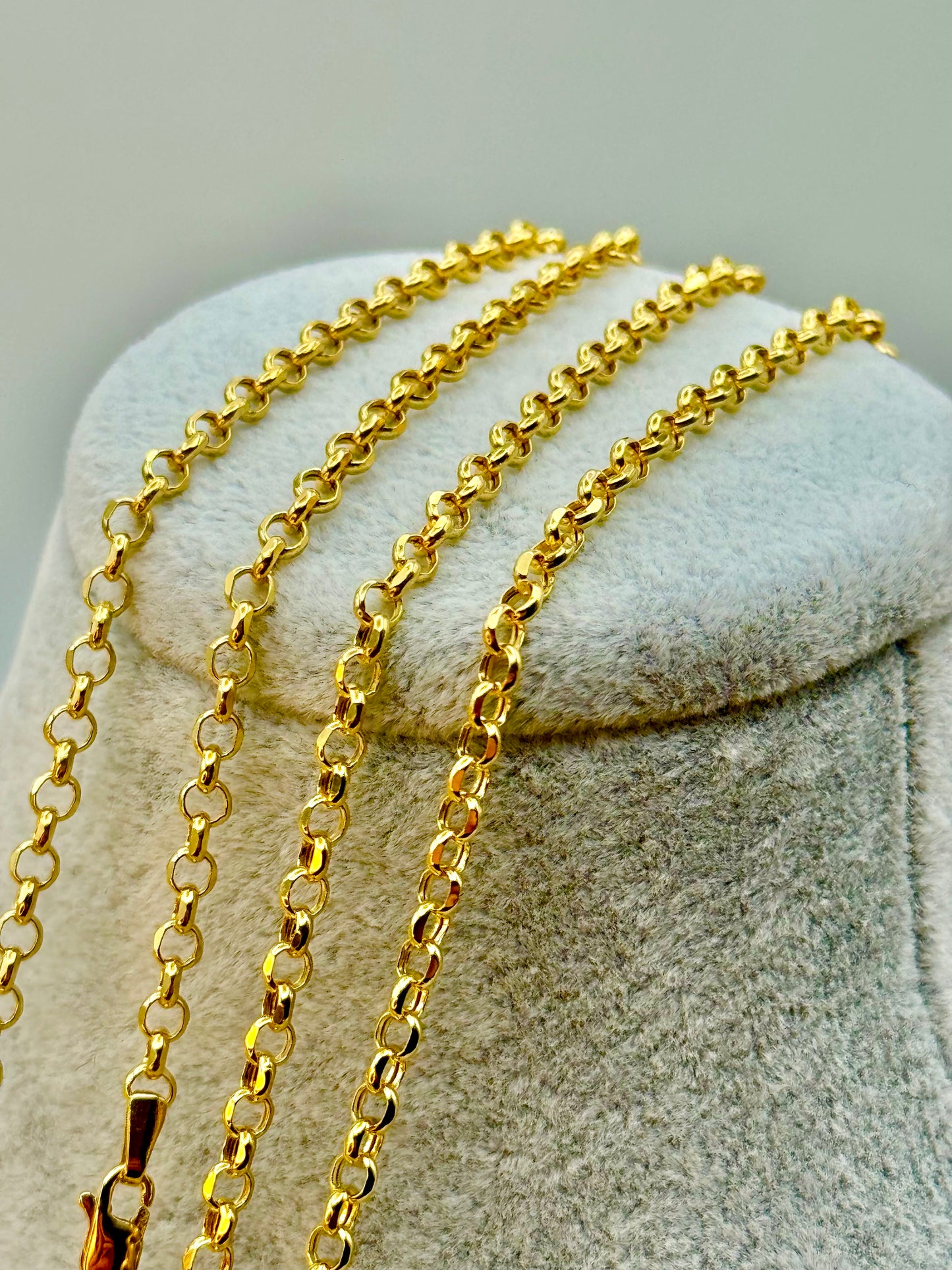 18K Gold Rolo Chain Necklace (3mm).