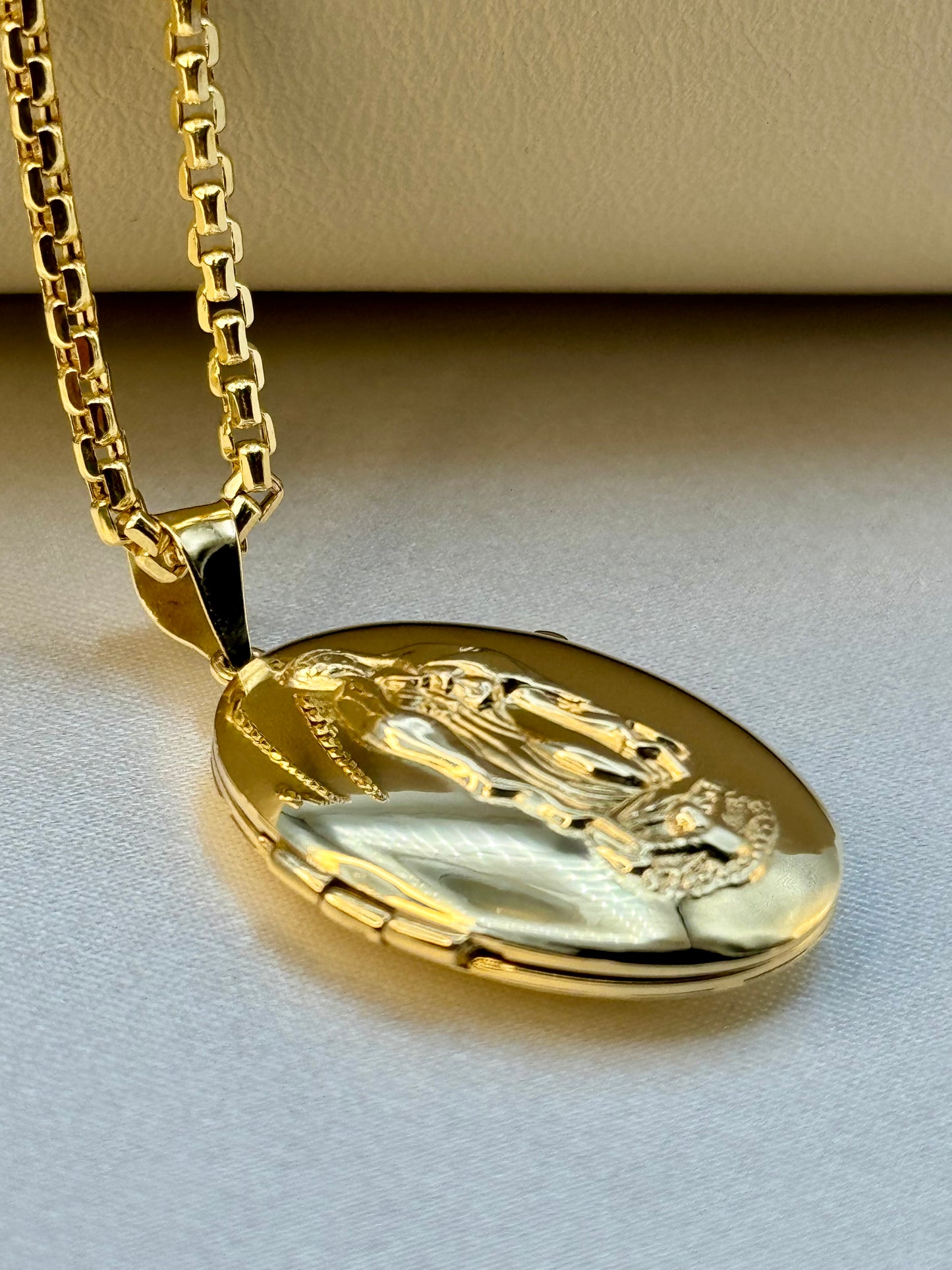 Collier médaillon Vierge Marie en or massif 14 carats, collier miraculeux, Vierge Marie, cadeau chrétien, bijoux religieux catholiques, cadeau d'anniversaire.