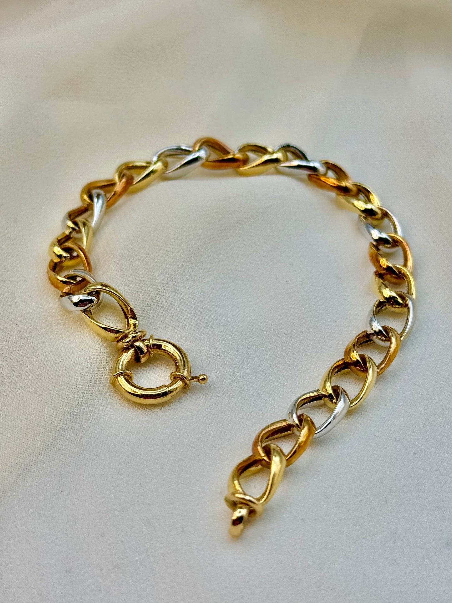 Bracelet câble en or véritable 18 carats, 19 cm. Design unique et élégant, charmant et brillant ! Un cadeau idéal ! Bracelet en or tendance !