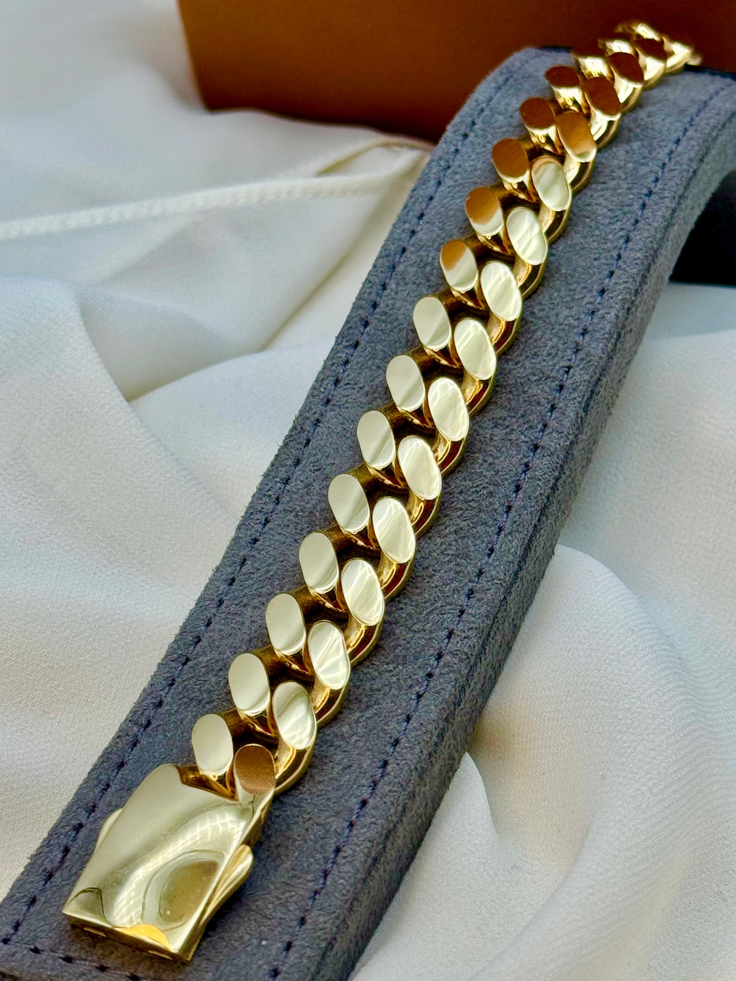 18K Solid Gold Monaco Cuban Bracelet – Chunky Miami Style Bracelet for Men.