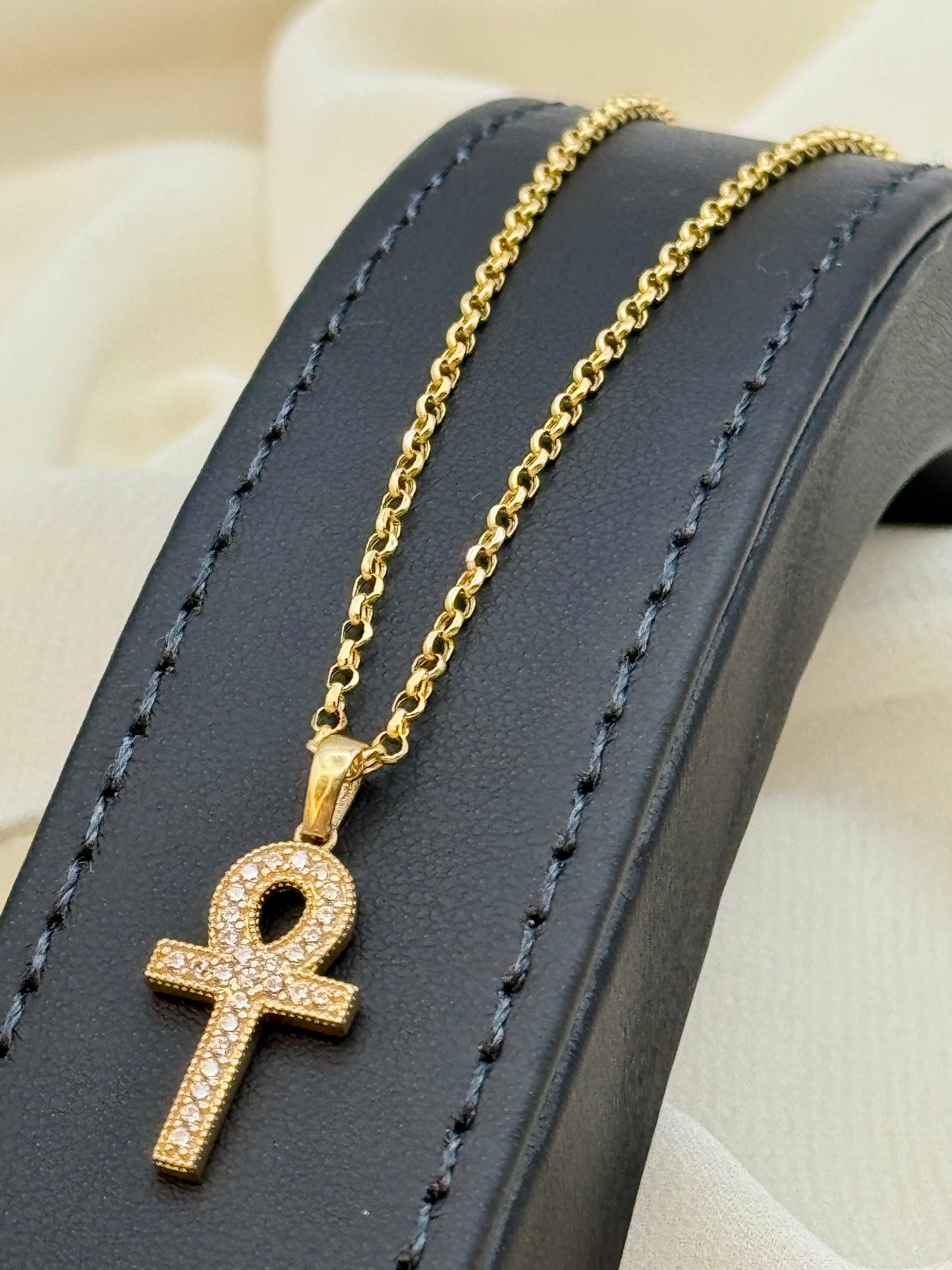 Pendentif croix Ankh en or 14 carats avec zircone cubique – Collier à breloques Ankh en or
