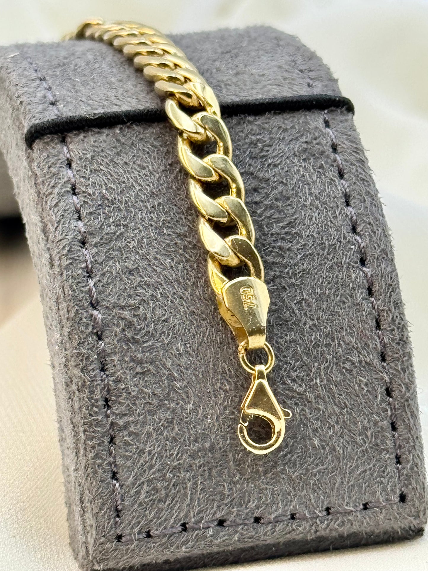 18K Gold Curb Bracelet, 6MM, Cuban Chain Bracelet-18K Curb Link Bracelet for Men & Women- Real 18k Gold- 7.5"Length - Birthday Gift.