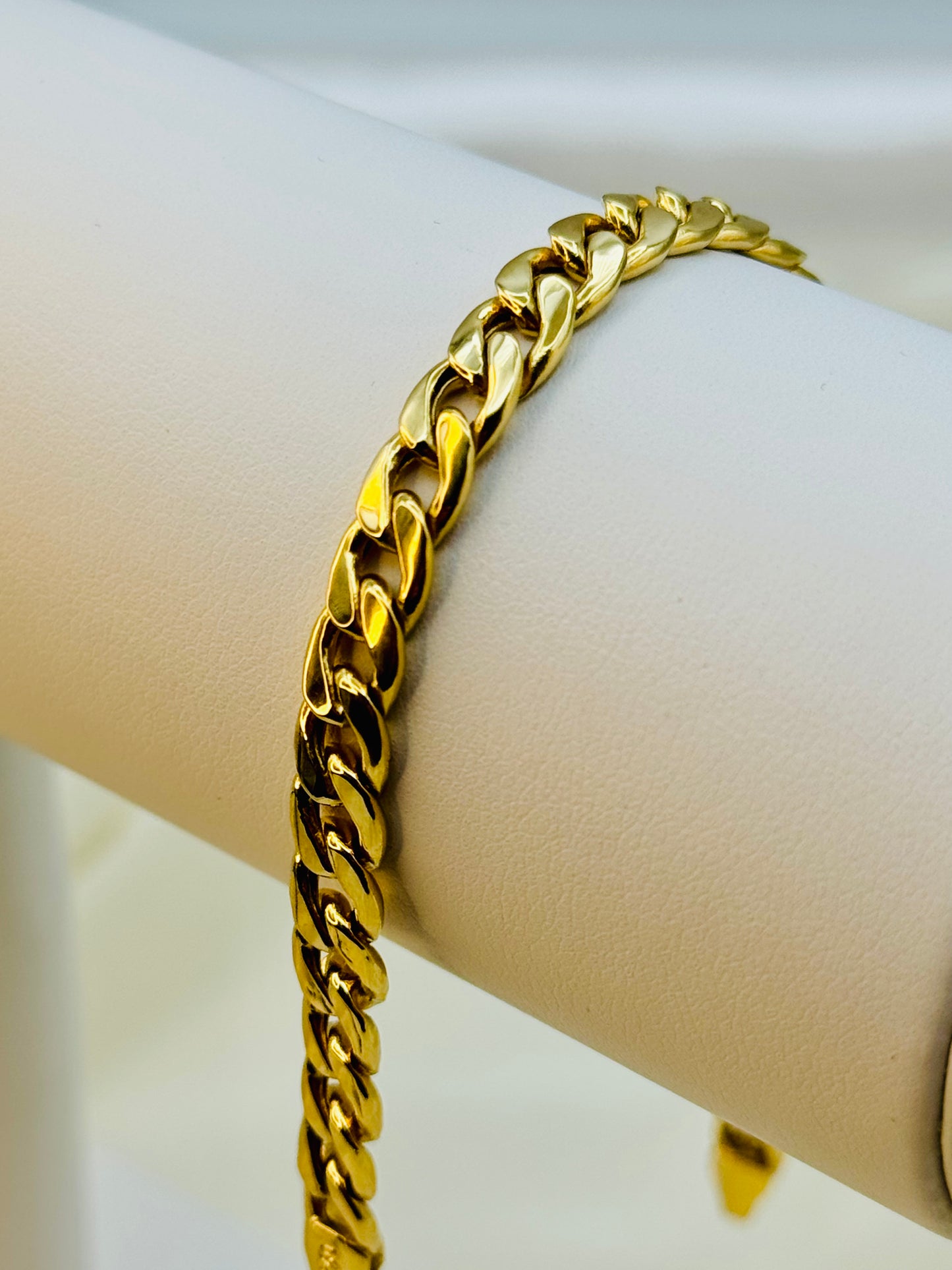 18K Gold Curb Bracelet, 6MM, Cuban Chain Bracelet-18K Curb Link Bracelet for Men & Women- Real 18k Gold- 7.5"Length - Birthday Gift.