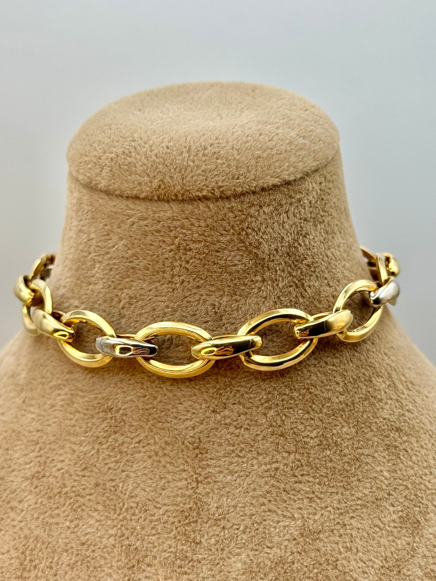 Bracelet câble en or véritable 18 carats – 7,5 pouces, 9 mm, design élégant et stylé.