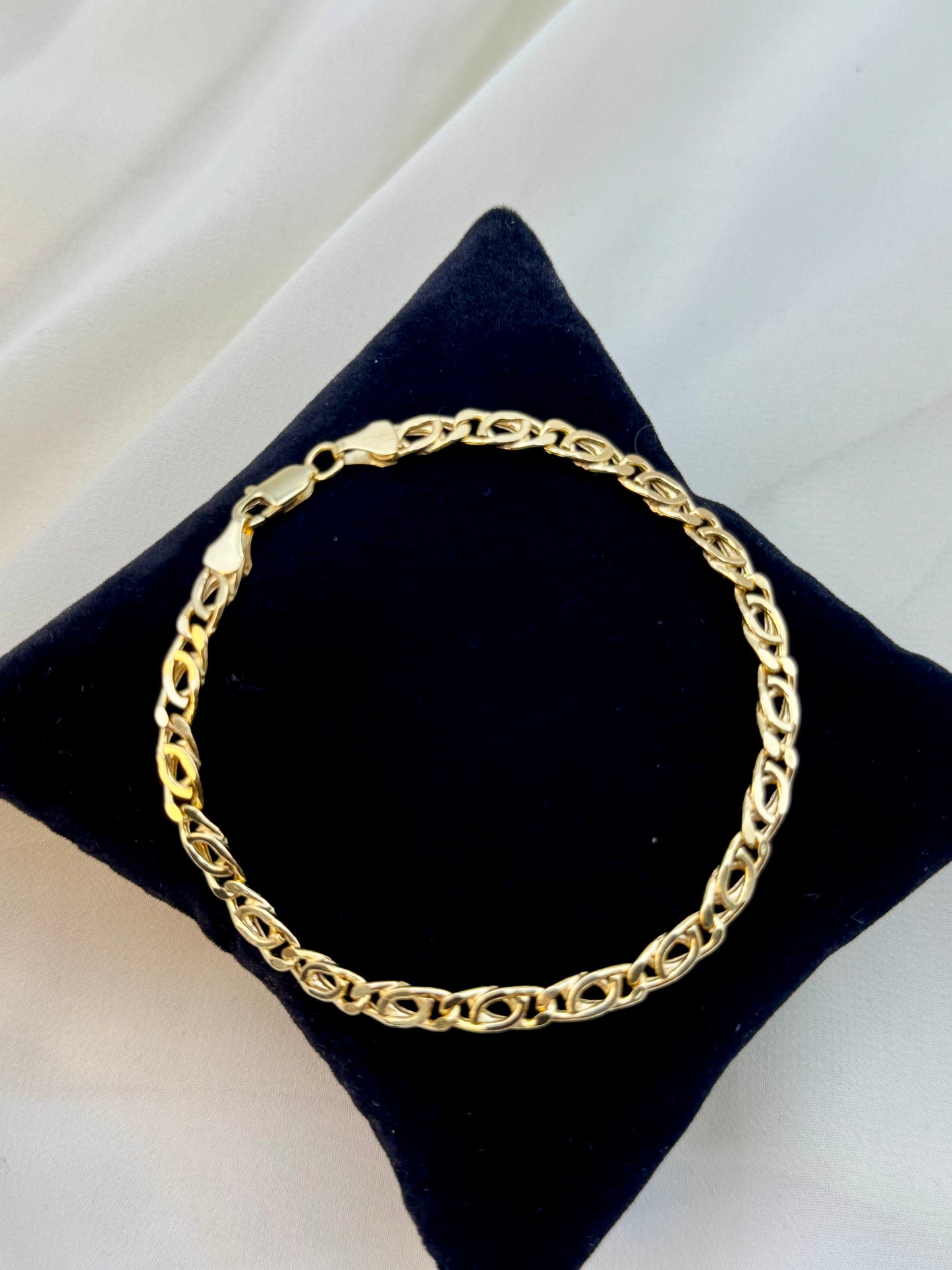 14k Tiger eye bracelet