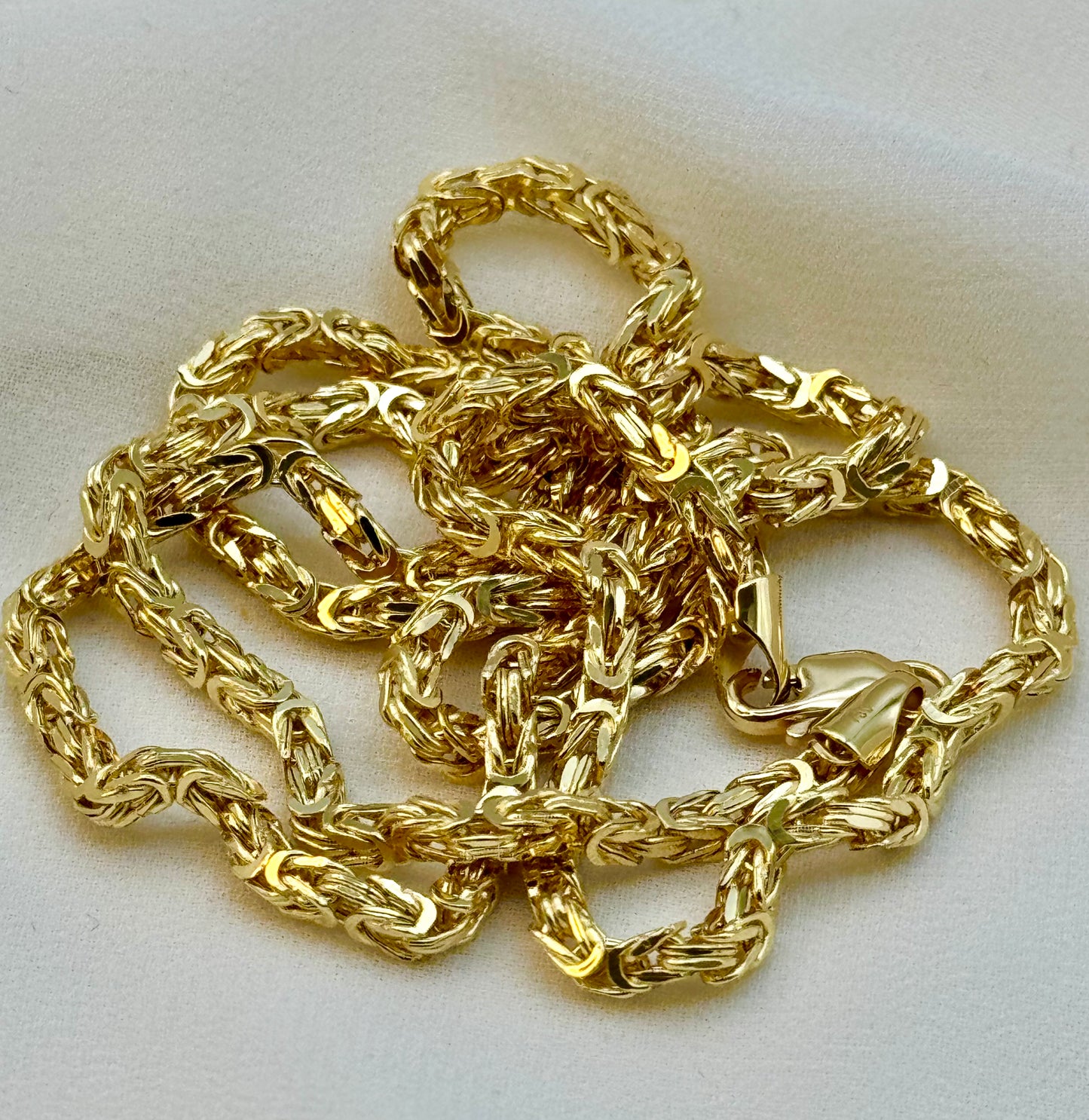 18K Gold Byzantine Chain Necklace, 23.5", (3mm).
