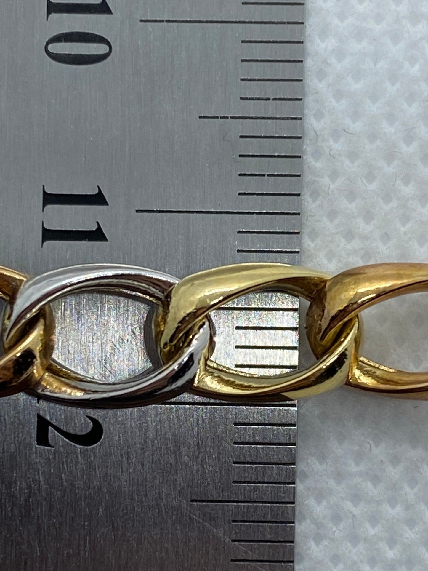 Bracelet câble en or véritable 18 carats, 19 cm. Design unique et élégant, charmant et brillant ! Un cadeau idéal ! Bracelet en or tendance !