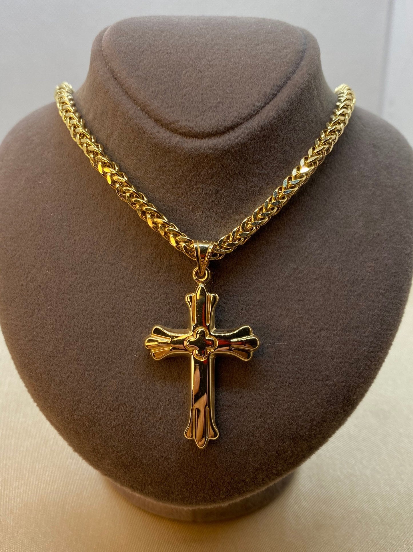 Collier croix en or 14 carats, pendentif Jésus de 49,5 cm (49,5 po) – 4 mm, bijou chrétien pour elle et lui, cadeau idéal