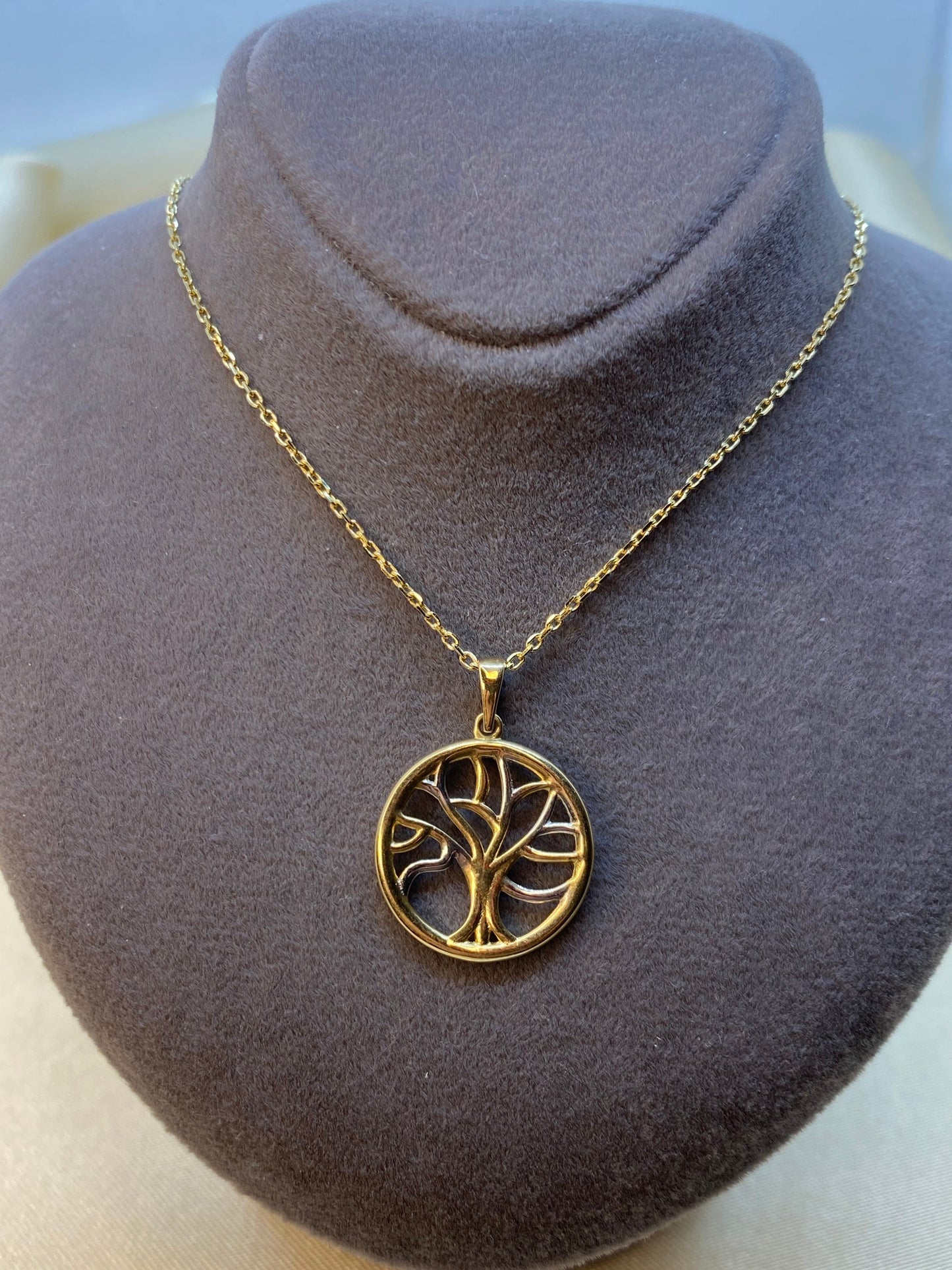 14k solid Gold Tree of life 20 inches