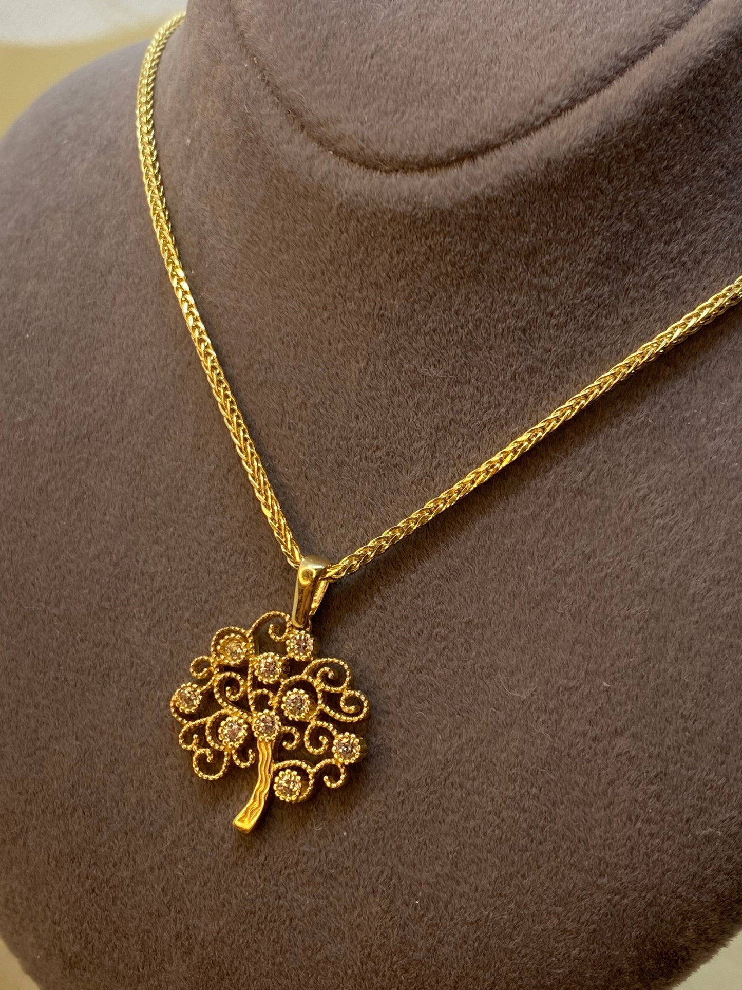 14k solid Gold Tree of life necklace ,14k solid gold tree of life necklace 19.5 inches ,1.5 mm , gift