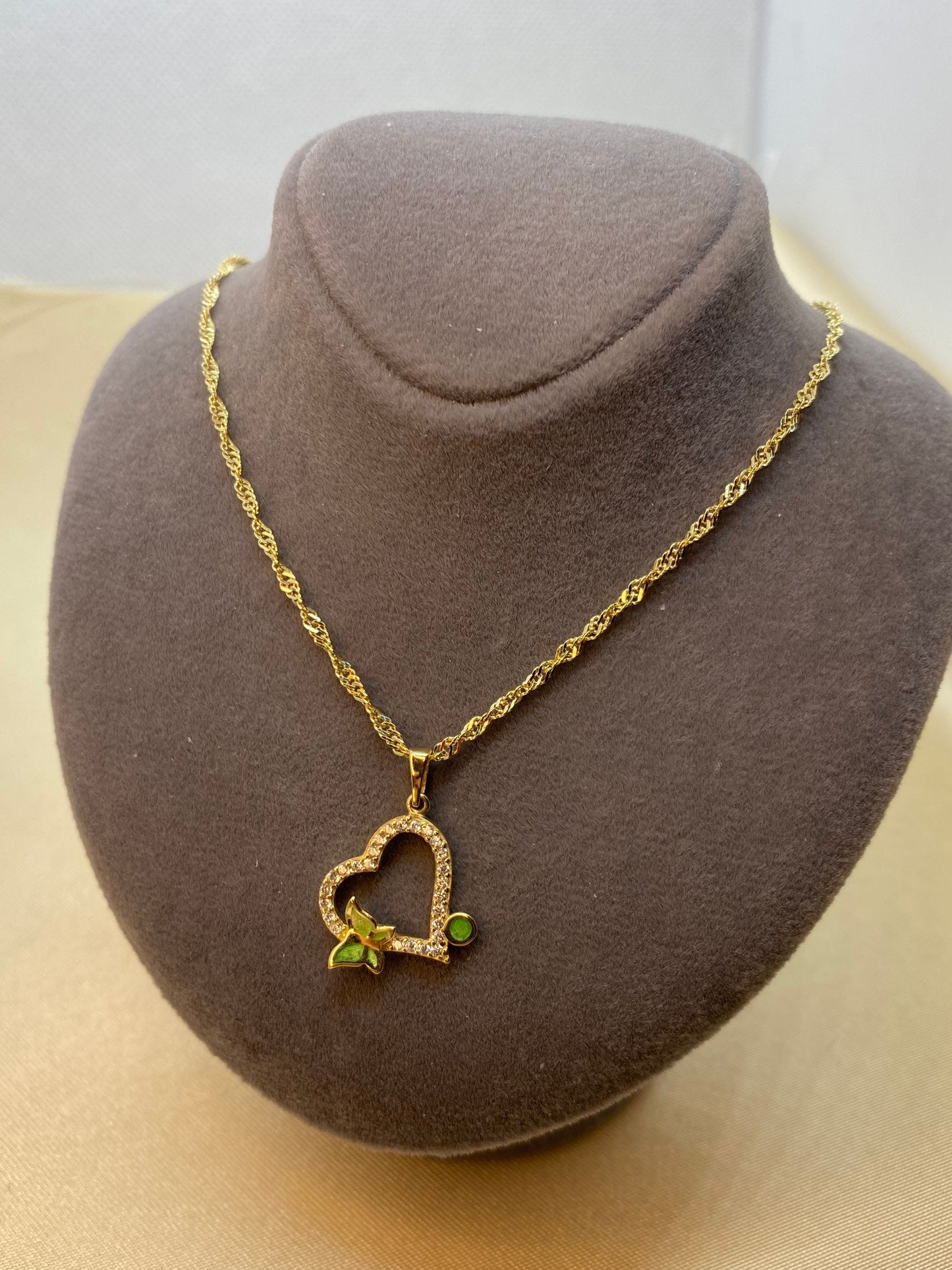 Collier cœur en or 14 carats avec papillon, chaîne Singapour de 49,5 cm, collier cadeau en or véritable, cadeau de Saint-Valentin, élégant pendentif cœur