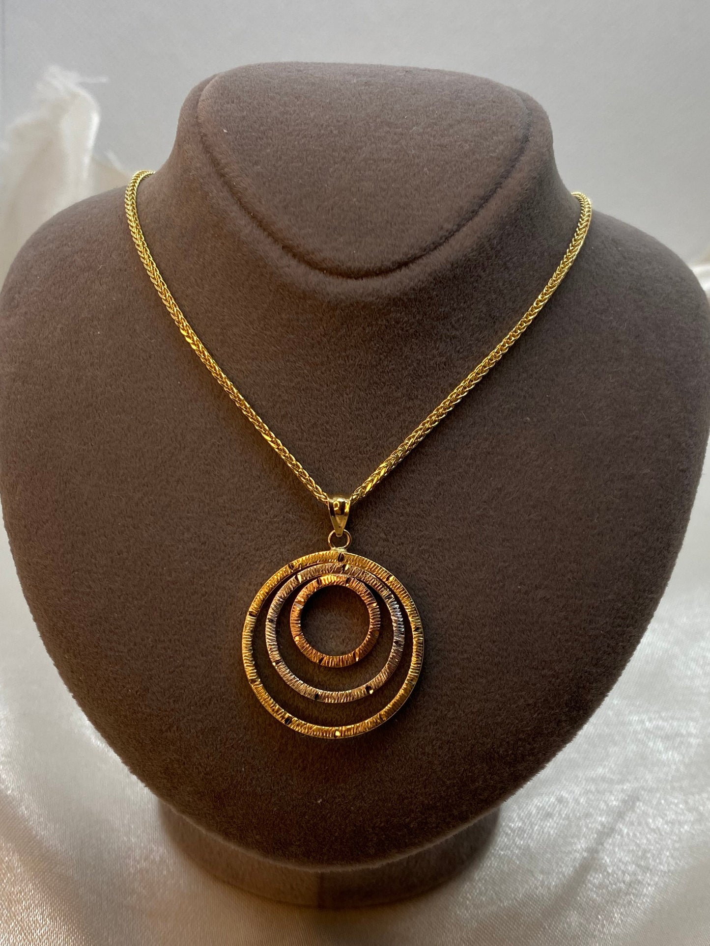 Collier « Cercle de vie » en or 14 carats, taille diamant – Multicolore, 49,5 cm (1,5 mm), cadeau d'anniversaire idéal pour elle