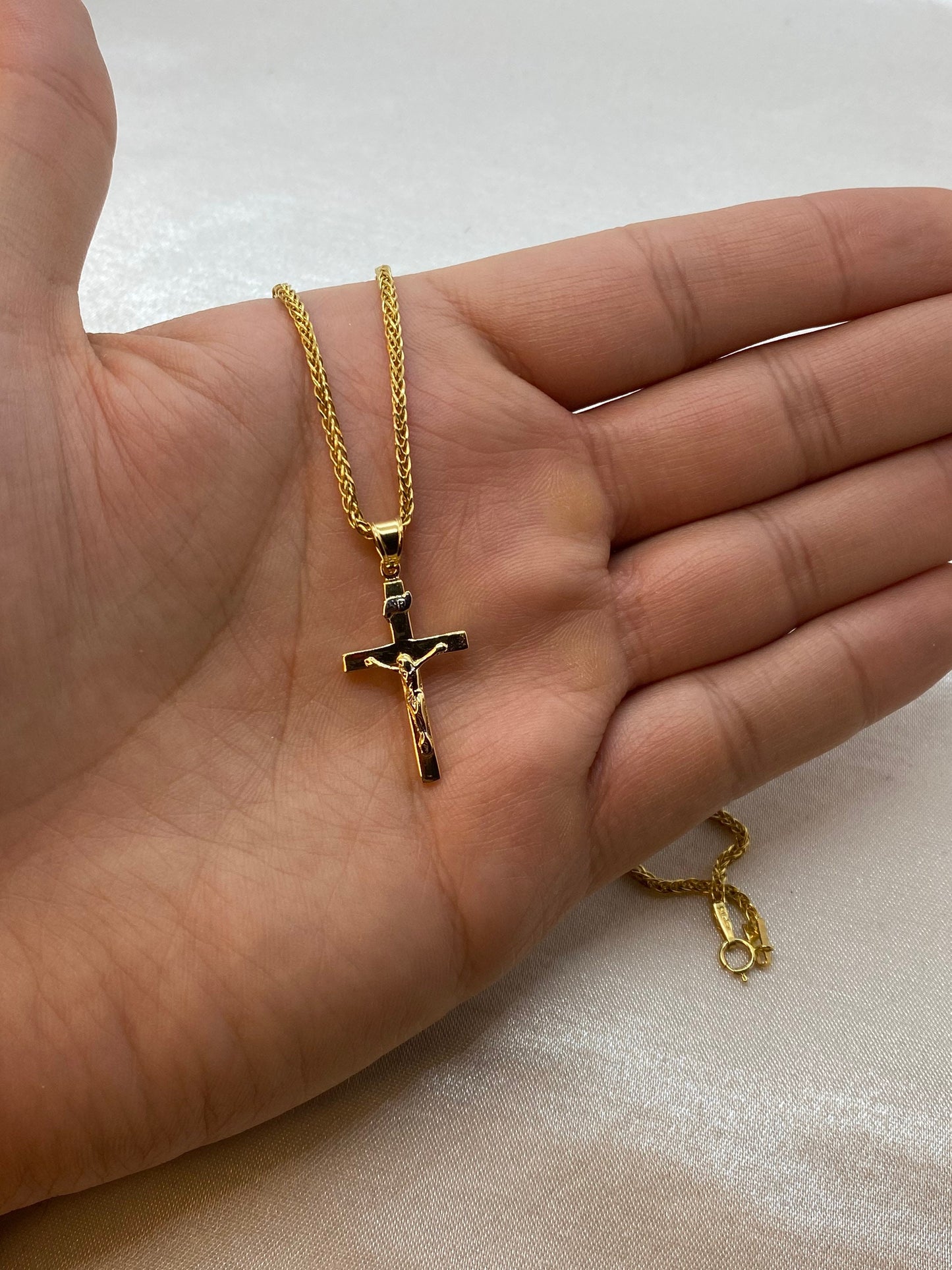 18K Solid Gold Cross Necklace with 18K Franco Chain – Shiny & Durable – 19.5" Length, 2mm Width – Luxury Gift for Him or Her