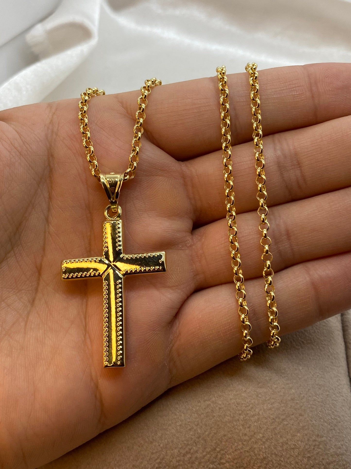 Collier croix en or 14 carats avec chaîne rolo – 55 cm, 3 mm, brillant et durable, pendentif croix en or véritable 14 carats – Parfait pour elle et lui