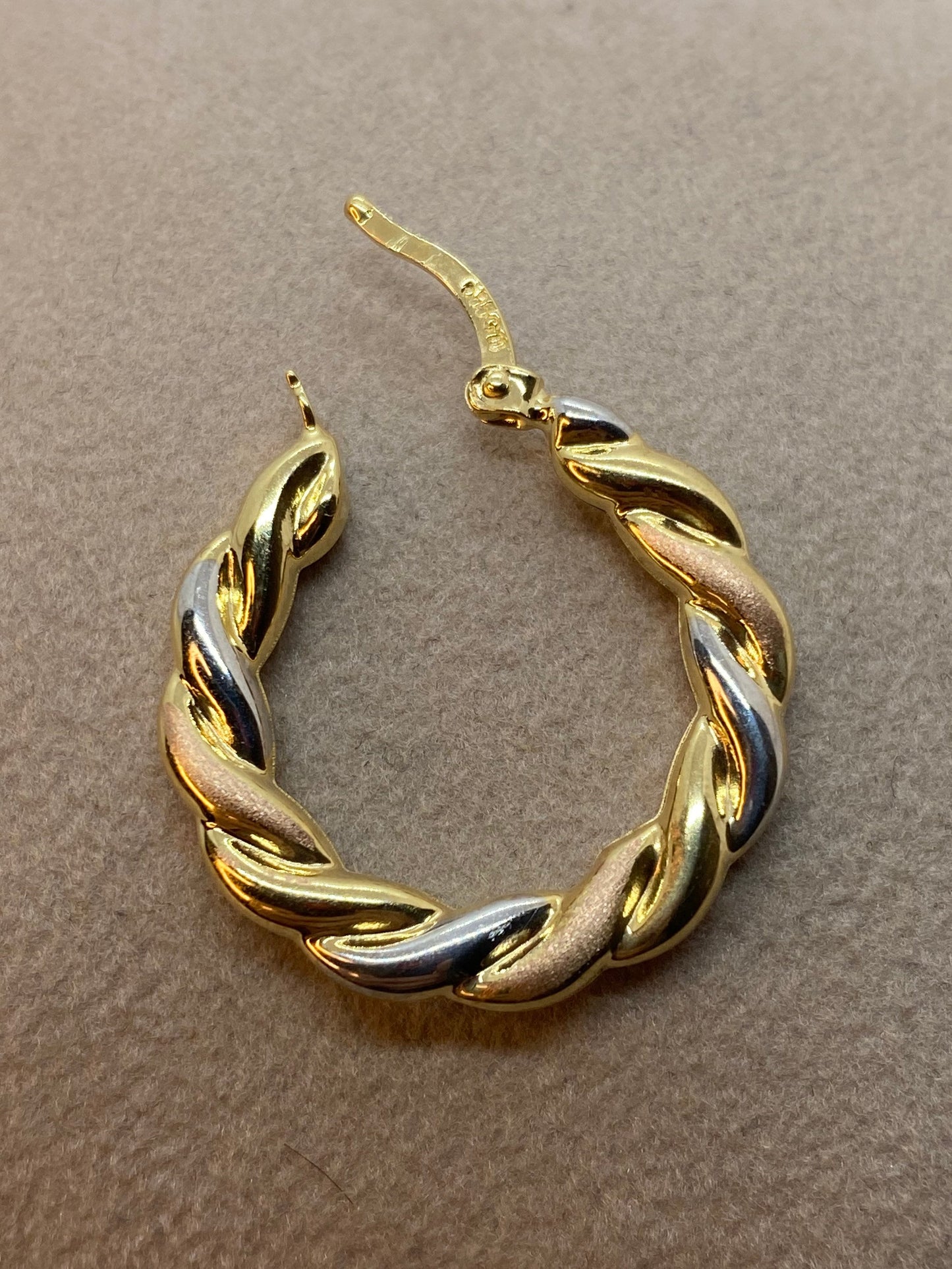14k Gold twisted Hoop Earring,14k Gold Hoop Earring, Fat Hoop earring, Gold hoop Earring, gift earring , for her