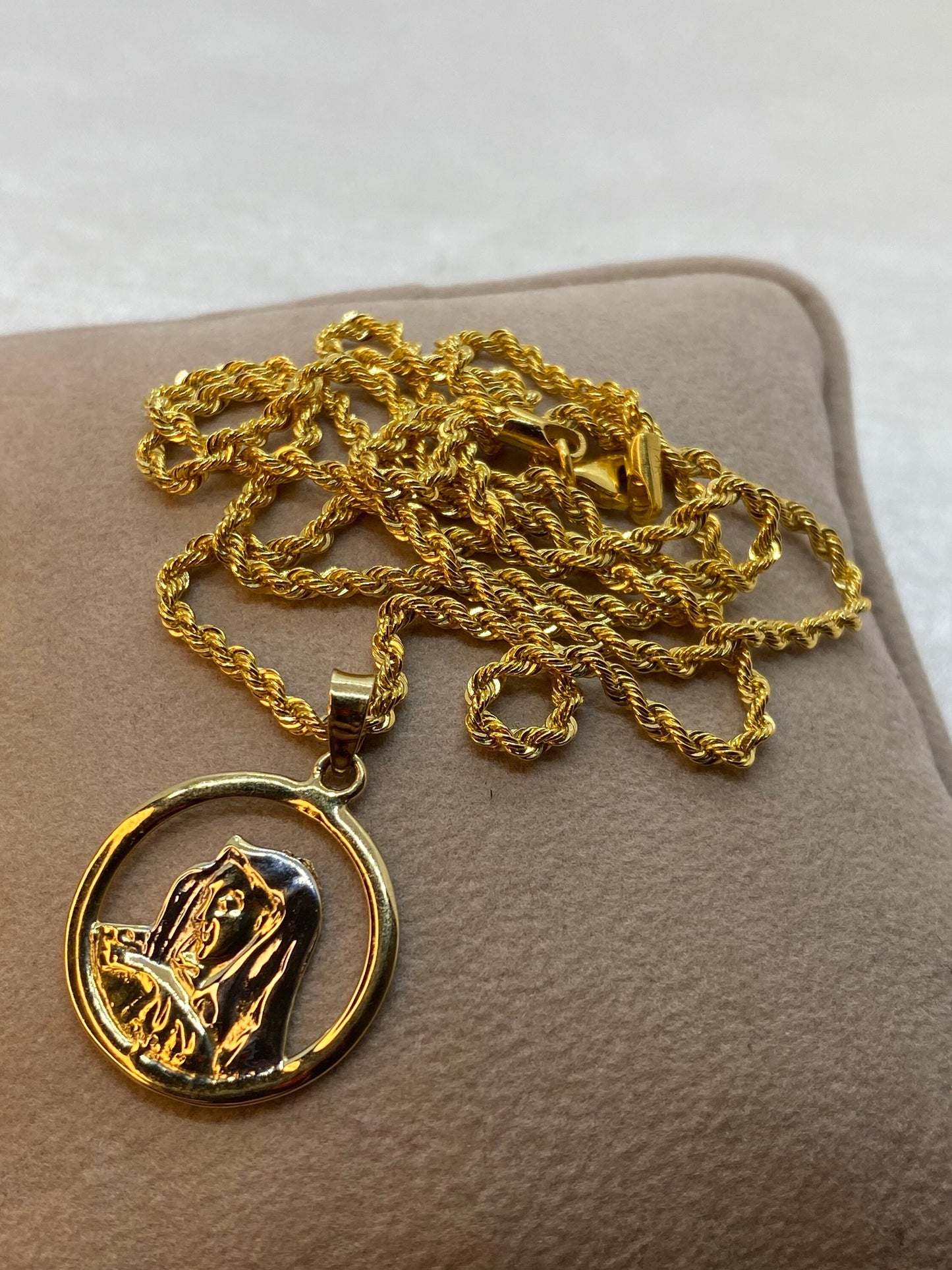 14k Solid Gold Virgin Mary Necklace, Miraculous Necklace ,Virgin Mary,Christian Gift ,Catholic Religious Jewelry, gift for her, Gift For Him