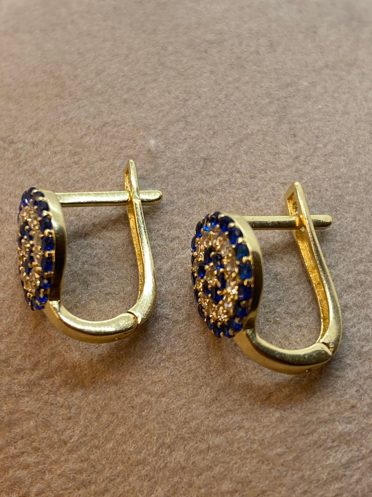 Boucles d'oreilles à clip en or 14 carats contre le mauvais œil avec zircone cubique – Or véritable, élégantes et protectrices – Cadeau de Noël ou d'anniversaire parfait pour elle.