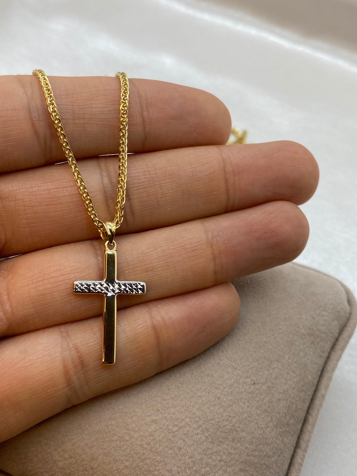 Collier croix en or 14 carats si brillant et durable, 21,5 pouces, 1,5 mm, pendentif croix en or véritable 14 carats, pour lui, pour elle, croix taille diamant