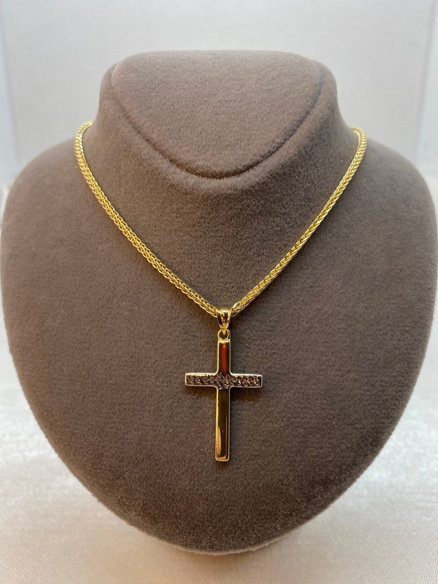 Collier croix en or 14 carats si brillant et durable, 21,5 pouces, 1,5 mm, pendentif croix en or véritable 14 carats, pour lui, pour elle, croix taille diamant