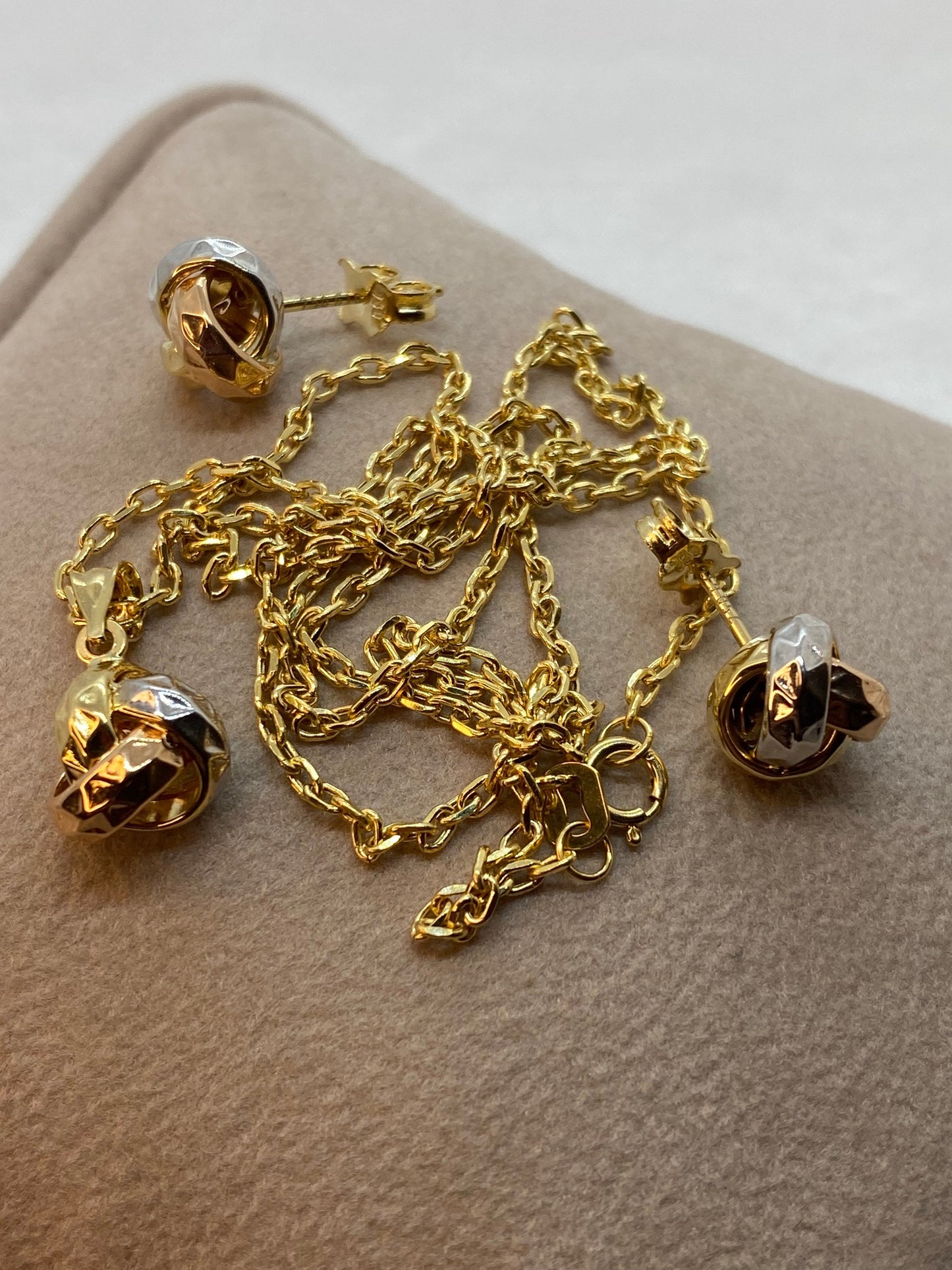 Collier et boucles d'oreilles en or 18 carats avec nœud d'amour taille diamant, avec 3 couleurs, 19,5", 1,5 mm, cadeau de bijoux faits à la main, ensemble de nœuds d'amour 18 carats, pour elle.