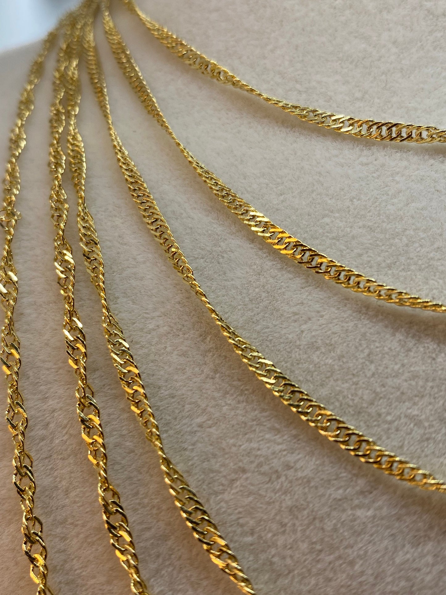 18K Real Gold Singapore Chain – 2.40mm, Diamond Cut, Shiny Twisted Design, Unisex Gold Chain, Perfect Birthday Gift