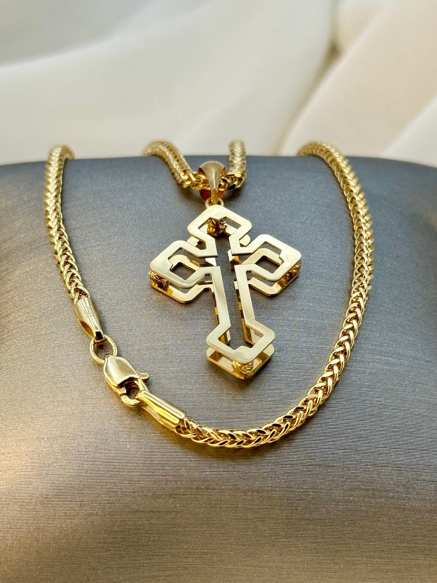 18k Gold Cross Necklace 21.5" with 2mm Franco Chain – Unisex Gold Pendant for Him & Her | Anniversary & Birthday Gift