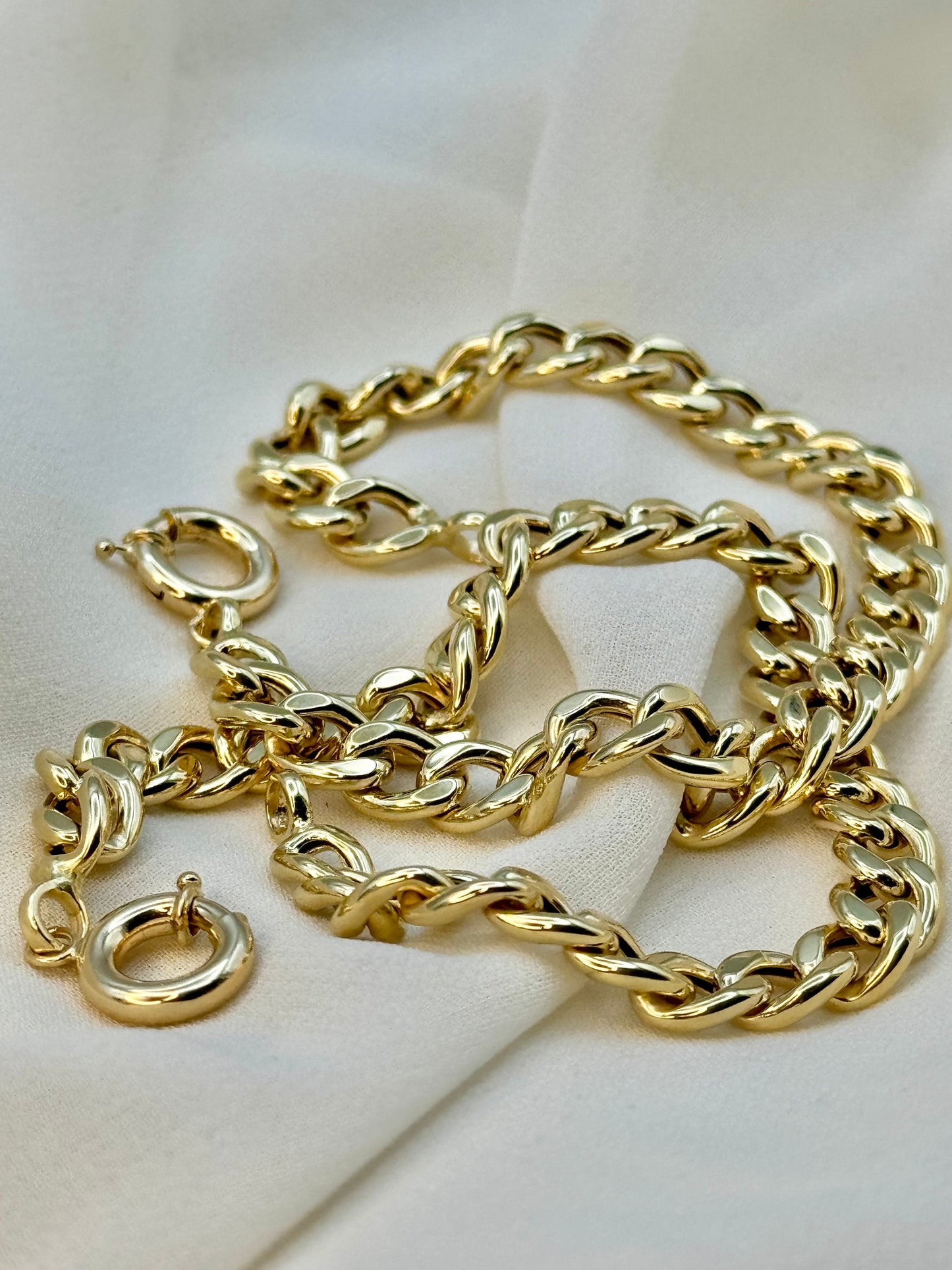 18K Solid Gold Curb Bracelet – 6.7mm Cuban Link Chain – Unisex 18K Gold Bracelet for Men & Women – 7.5" Length – Real Gold – Perfect Birthday Gift