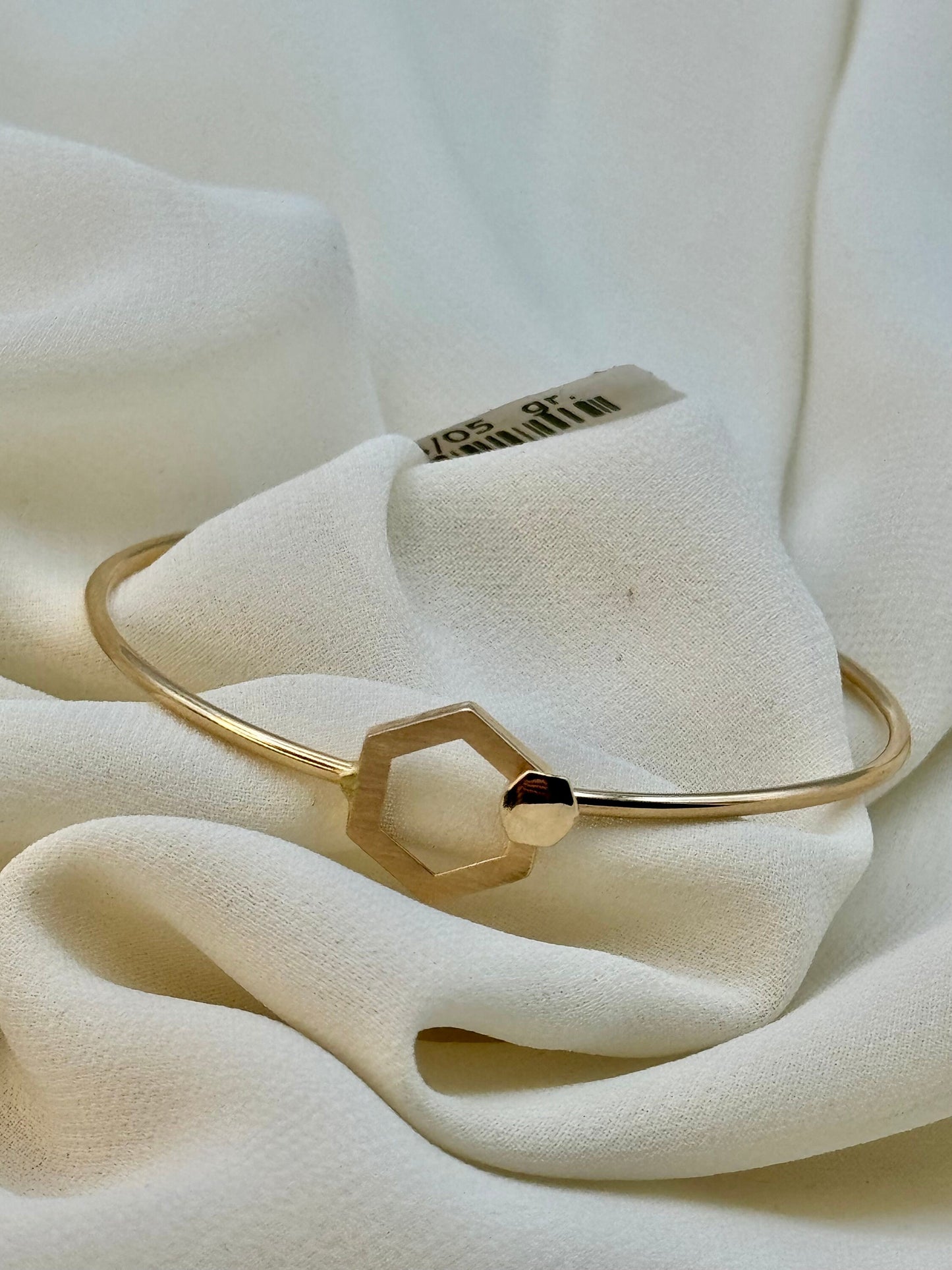 Bracelet jonc hexagonal en or 18 carats pour femme – Cadeau idéal pour un anniversaire ou une naissance, bijou élégant pour elle