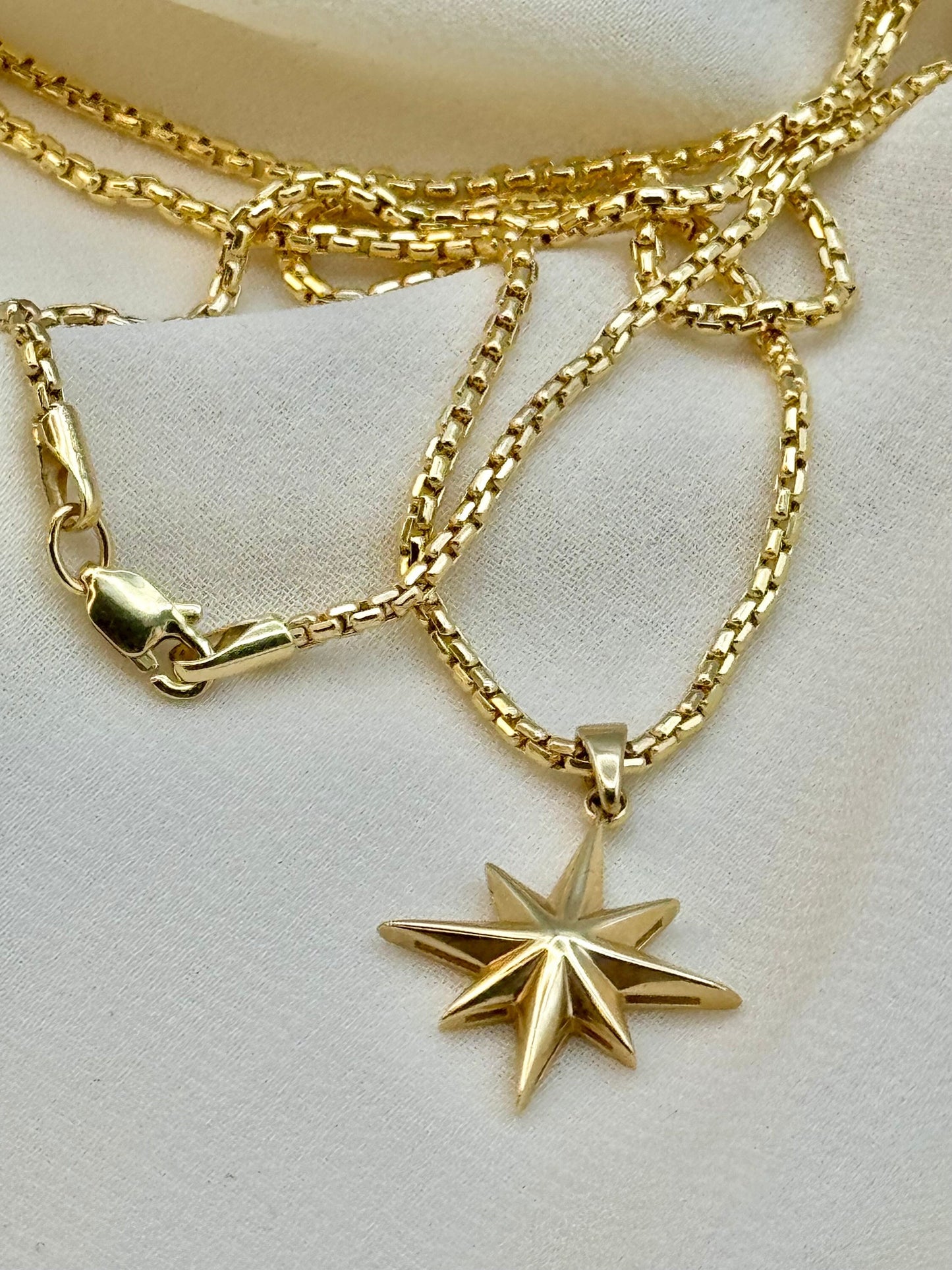 Collier boussole porte-bonheur en or 14 carats – Pendentif en or massif 14 carats, breloque boussole personnalisée, cadeau personnalisé pour voyageurs