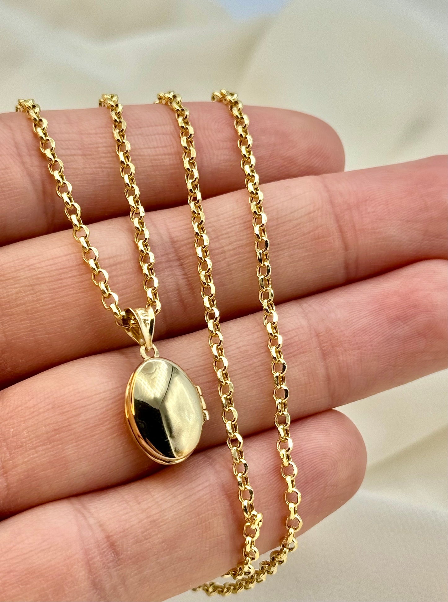 14k Gold Oval Locket Necklace 20" – Memorial & Birthday Gift for Her.