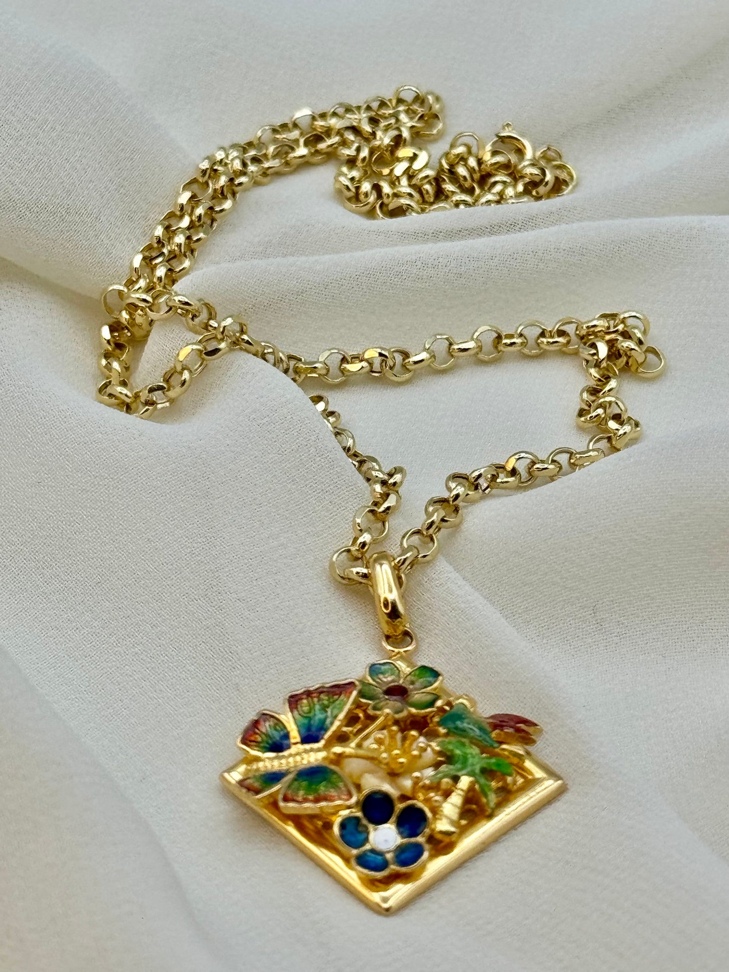 18k Solid Gold Colorful Butterfly & Flower Necklace – Real Gold Nature-Inspired Jewelry, Birthday Gift, Anniversary Gift, Elegant Gift for Her