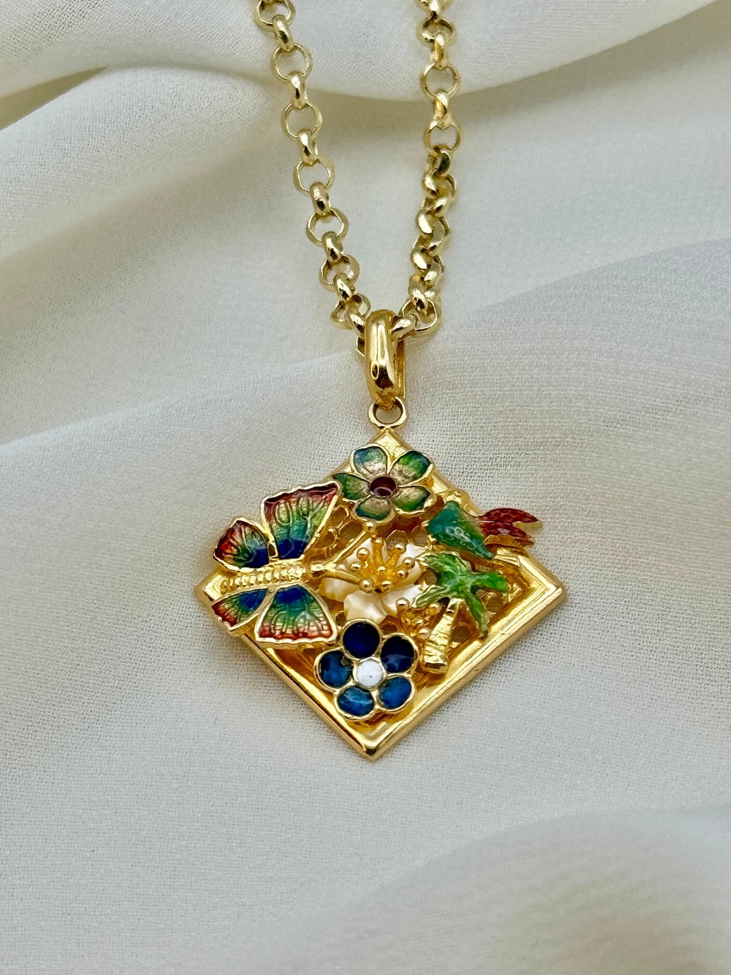 18k Solid Gold Colorful Butterfly & Flower Necklace – Real Gold Nature-Inspired Jewelry, Birthday Gift, Anniversary Gift, Elegant Gift for Her