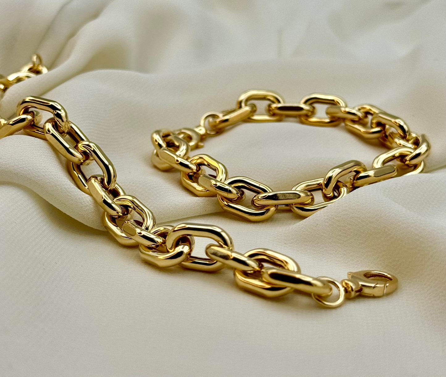 Bracelet trombone et ovale en or véritable 18 carats pour femme – 8 pouces 9,7 mm, cadeau parfait pour petite amie, maman, anniversaire et anniversaire.