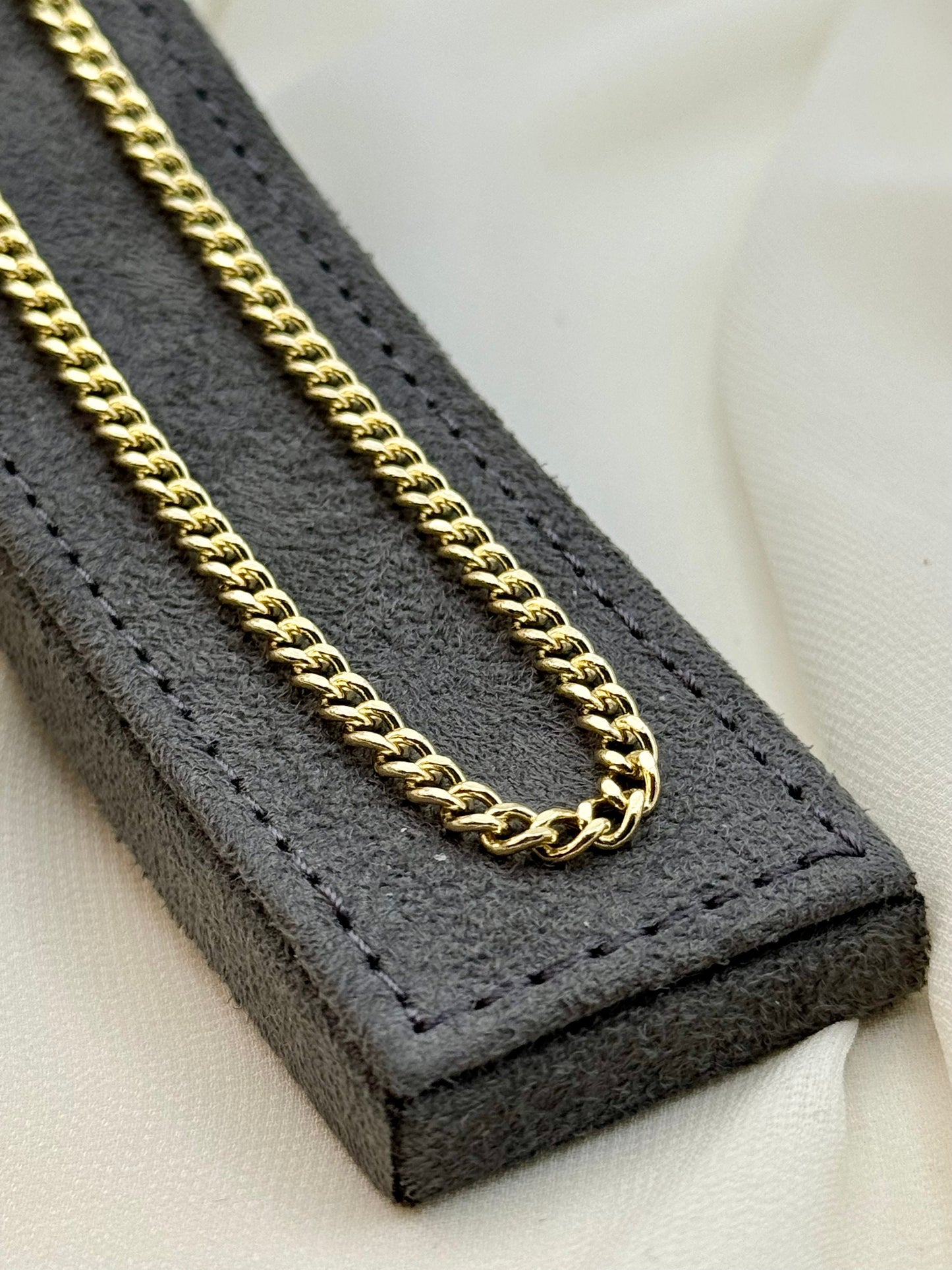 18K Gold Curb Chain Necklace - 4mm Real Gold | Perfect Gift for Men & Women