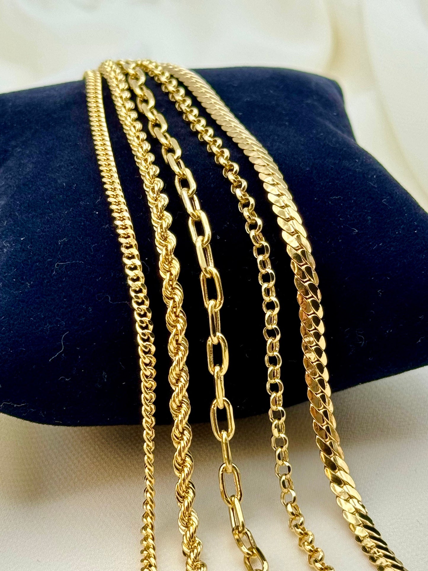 18K Real Gold Rolo, Curb, Rope & 18K Cable Bracelets – Unisex Gold Bracelets for Men & Women | Perfect Gift for Any Occasion