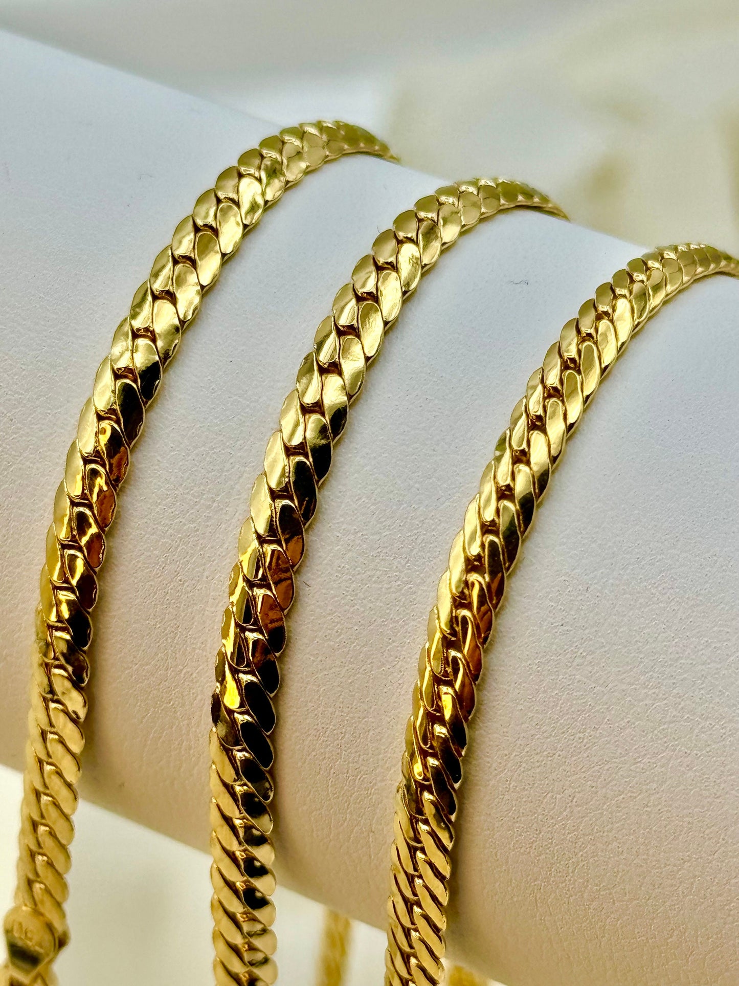 18K Gold Curb Chain Necklace, 4mm – Available in 16" & 18" Lengths, Real Gold, Perfect Gift for Men & Women