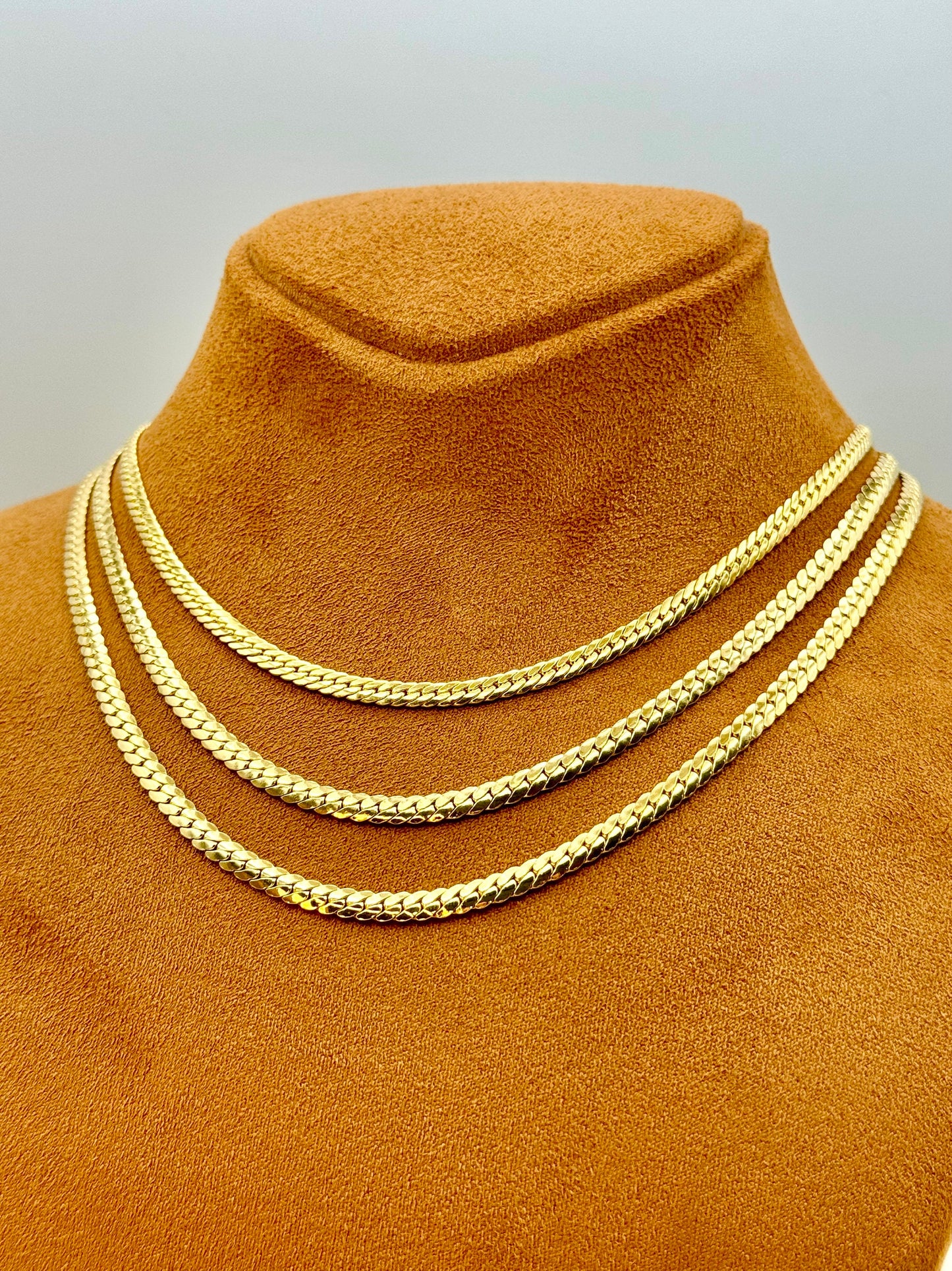 18K Gold Curb Chain Necklace, 4mm – Available in 16" & 18" Lengths, Real Gold, Perfect Gift for Men & Women