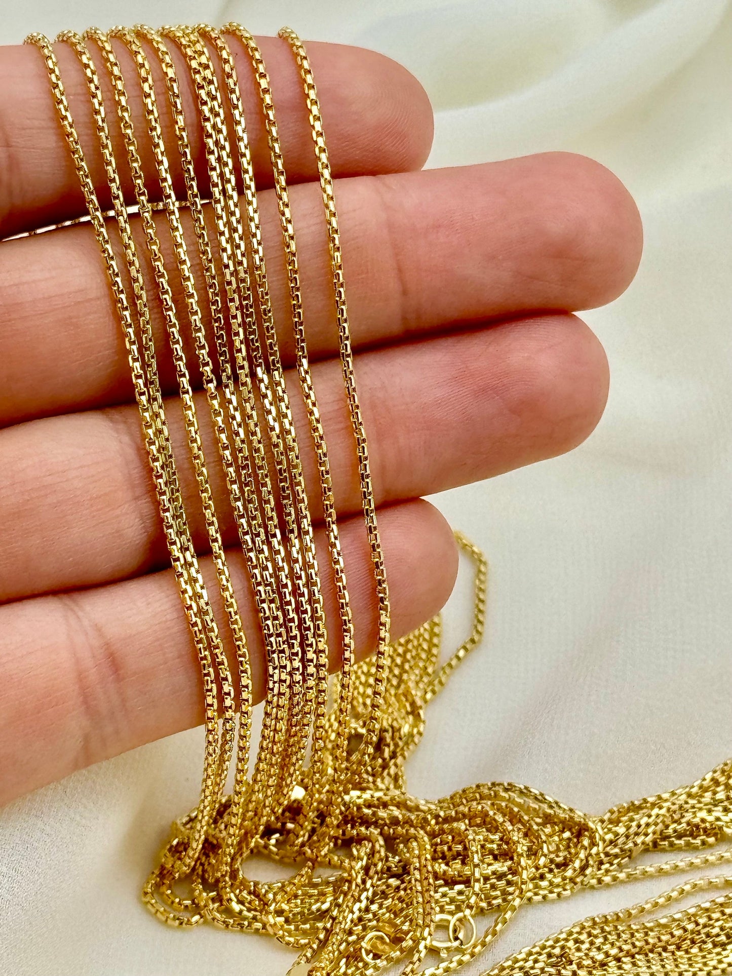 18K Real Gold Box Chain Necklace – 20", 22", 24" Inches – Elegant Box Link Chain for Men & Women – Perfect Birthday Gift.