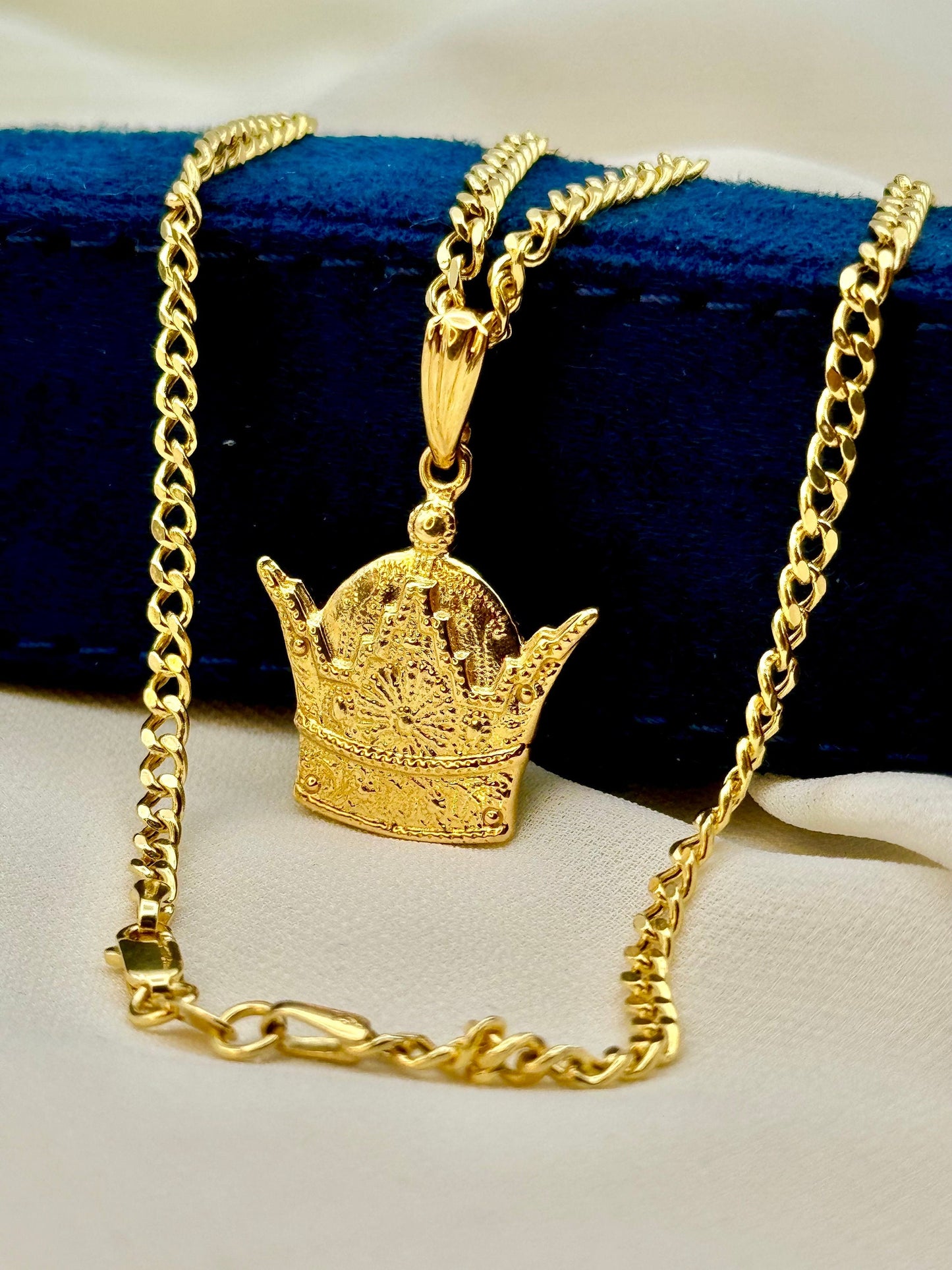 18K Solid Gold Pahlavi Crown Necklace – Handmade Royal Pendant on 21.5" 3mm Curb Chain | Symbol of Power & Kingdom | Birthday Gift