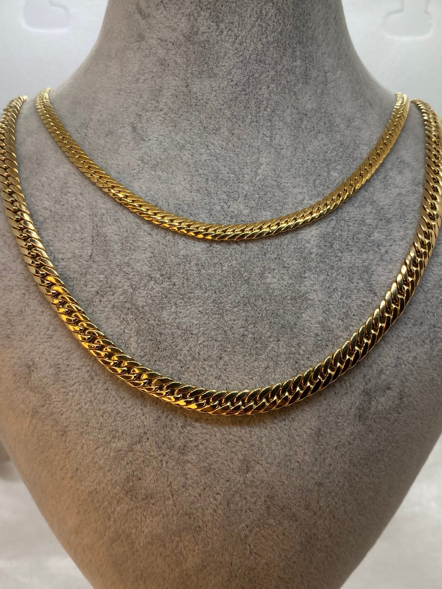 Collier chaîne à maillons gourmette de luxe en or 18 carats (4 mm et 5 mm)