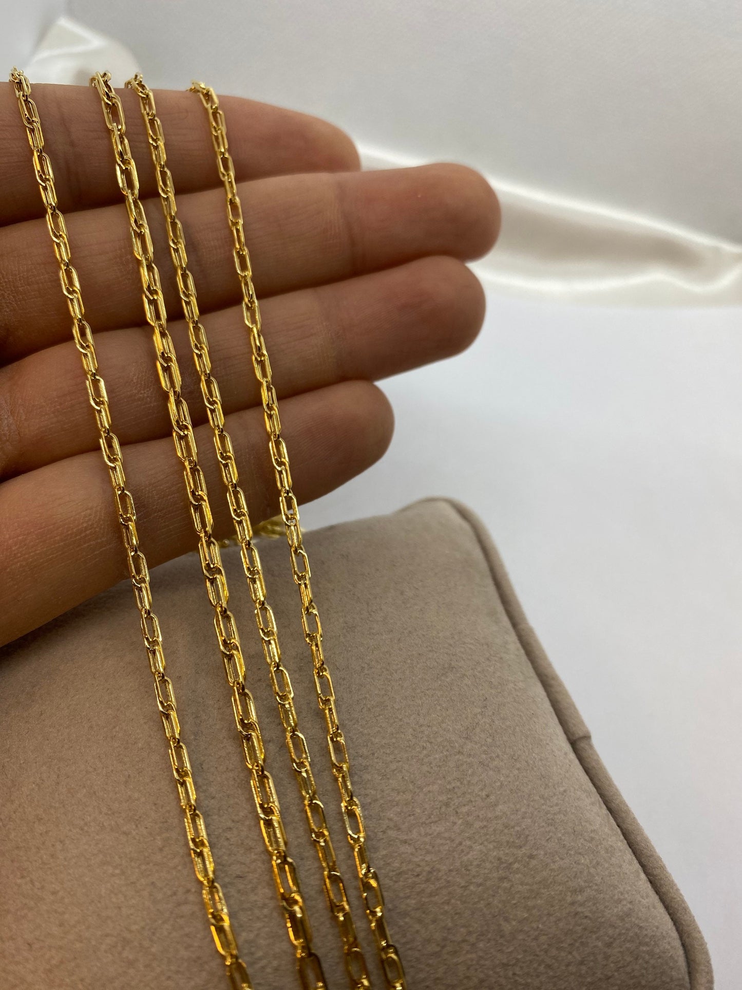 Collier à maillons torsadés en or 18 carats (2 mm et 3 mm)