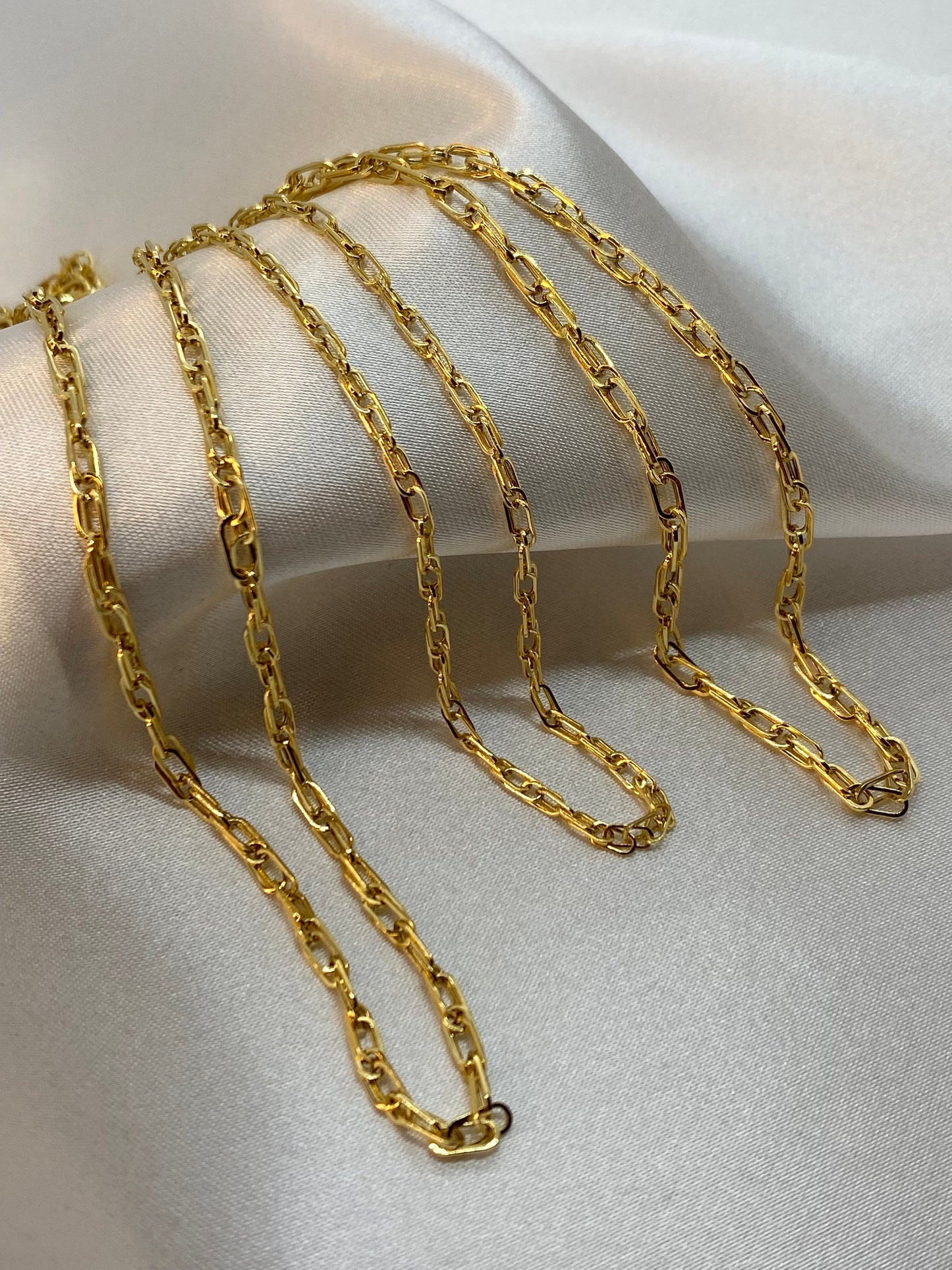 Collier à maillons torsadés en or 18 carats (2 mm et 3 mm)