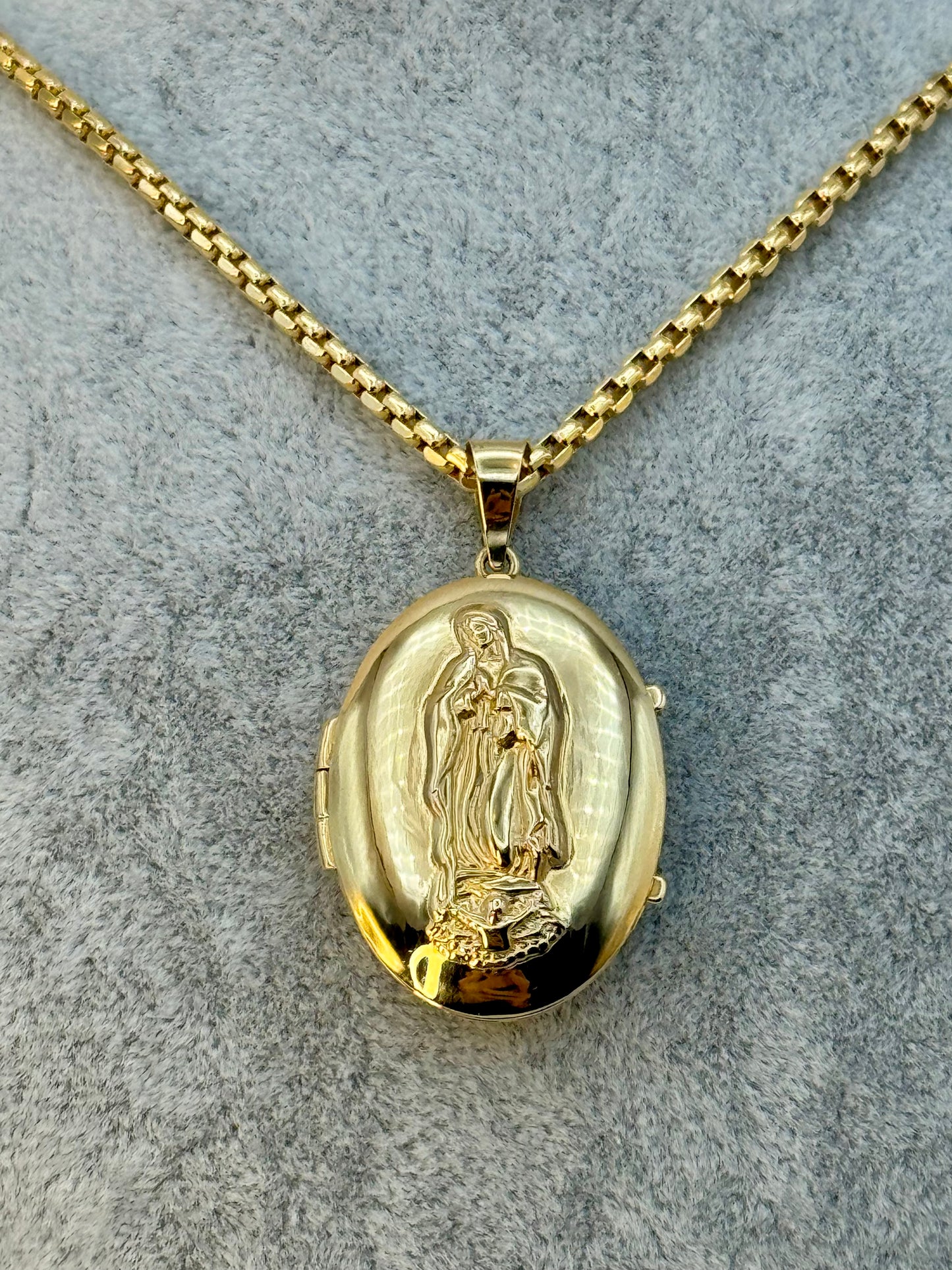 14k Solid Gold Virgin Mary Locket Necklace, Miraculous Necklace ,Virgin Mary, Christian Gift ,Catholic Religious Jewelry, Birthday Gift .