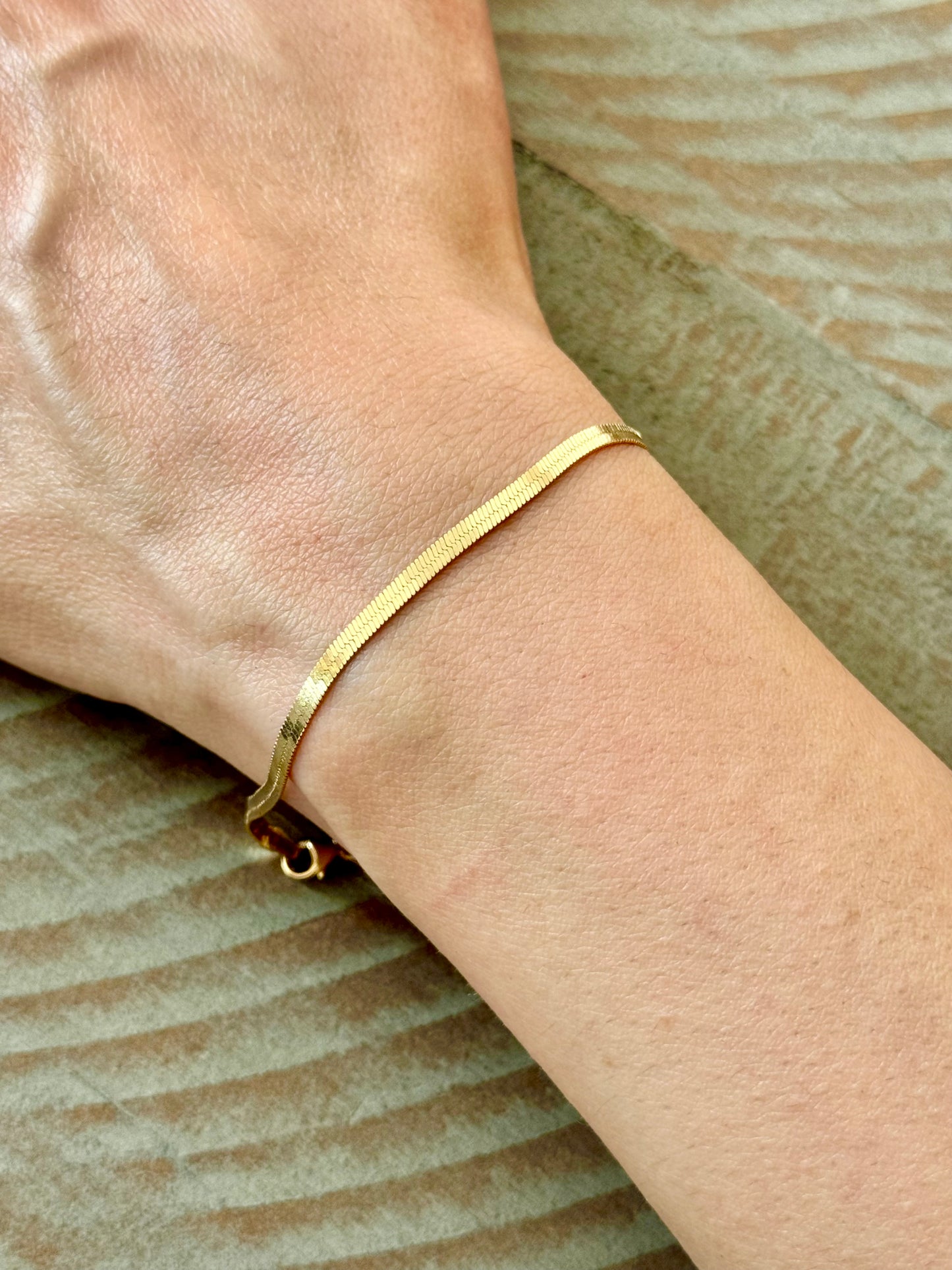 18K Solid Gold Herringbone Bracelet, 7.25”, 2.6mm, Snake Bracelet.