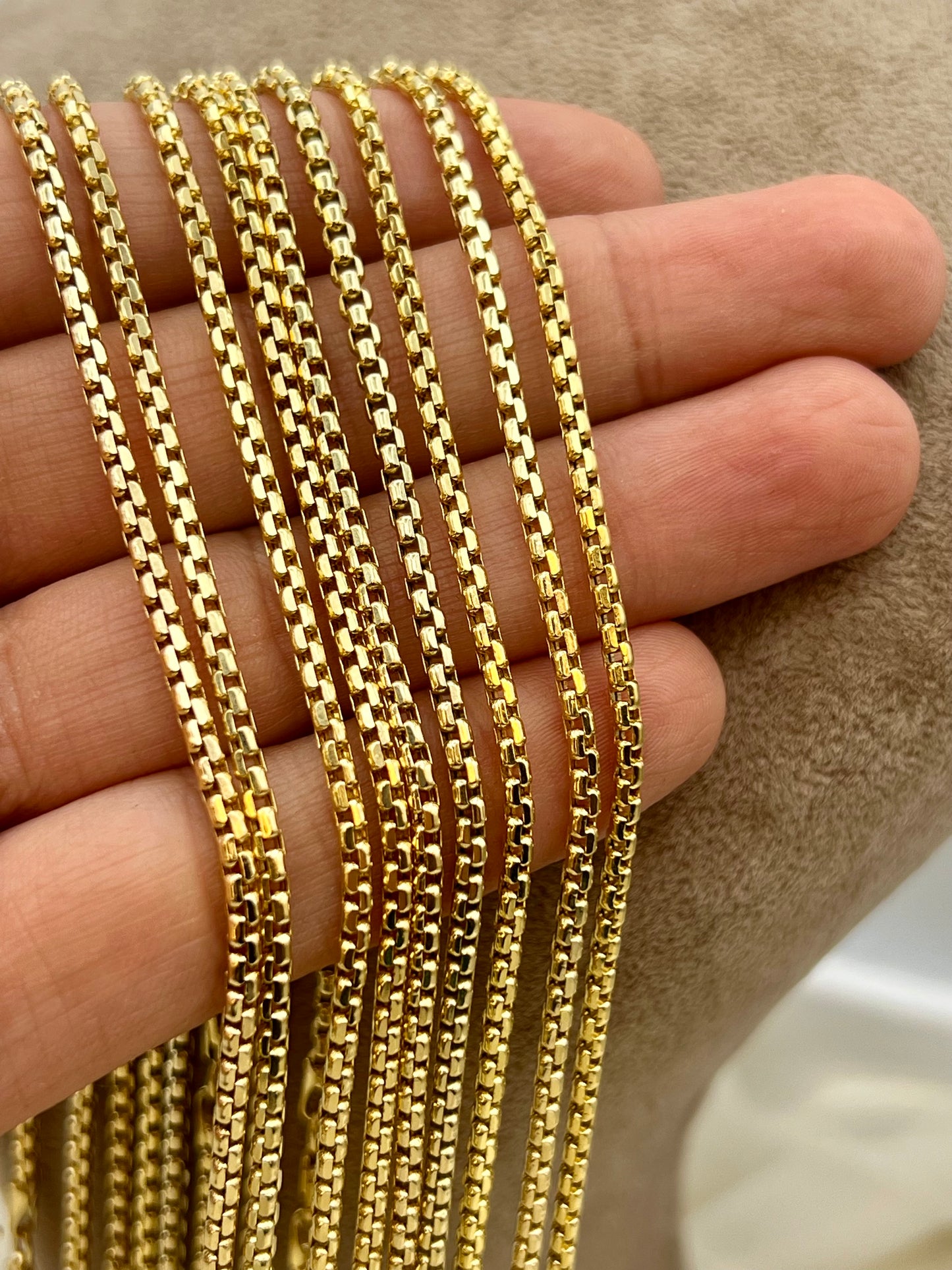 Round Box Chain 14K Gold  - 2.55mm Thickness, Available in 18", 20", 22", 24" Inches | Genuine Gold Chain for Men & Women | Perfect Birthday Gift