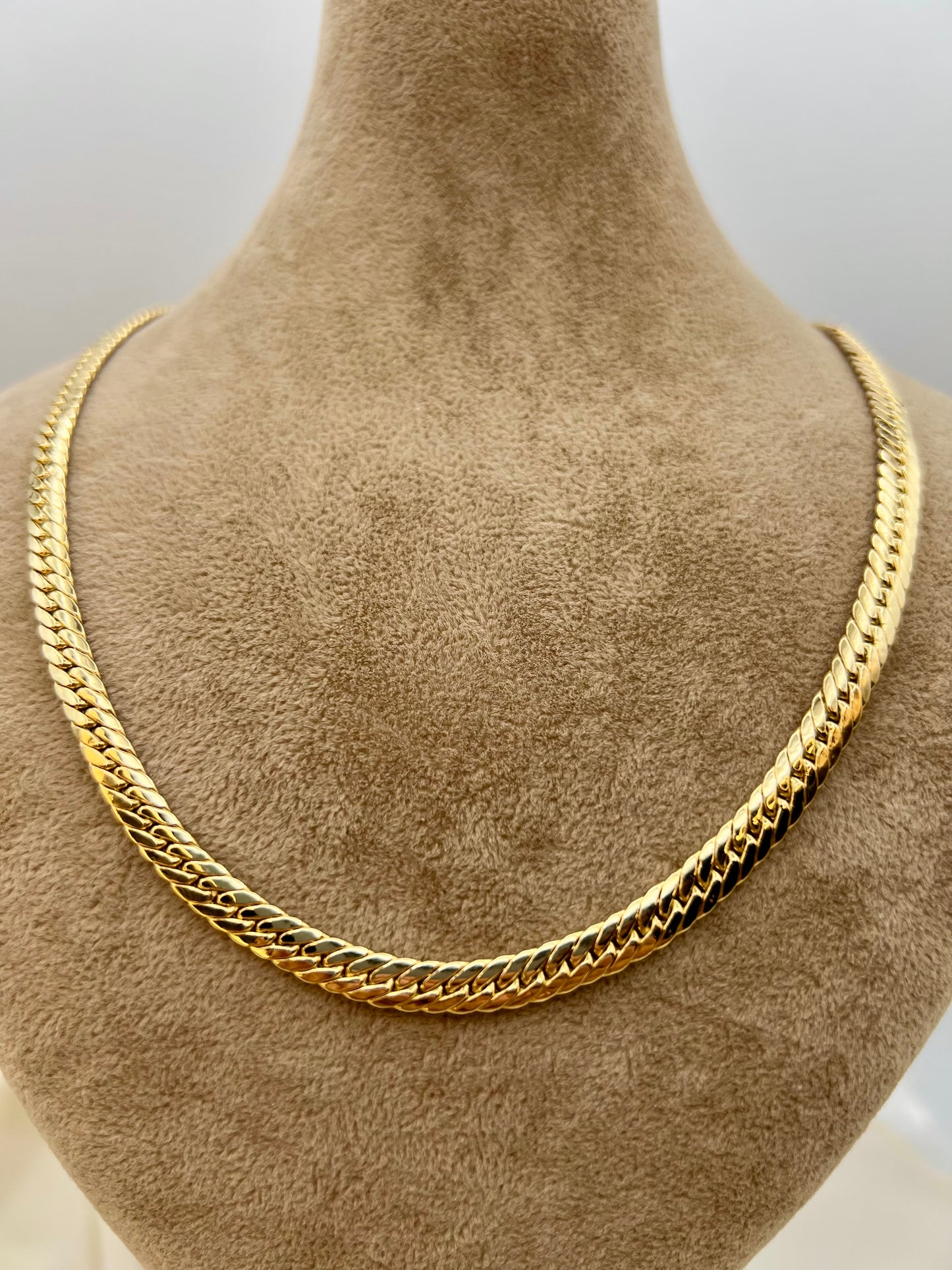 18K Gold Cuban Curb Chain Necklace, 18", 5.5mm – Real Gold Choker, Perfect Anniversary & Gift for Him or Her